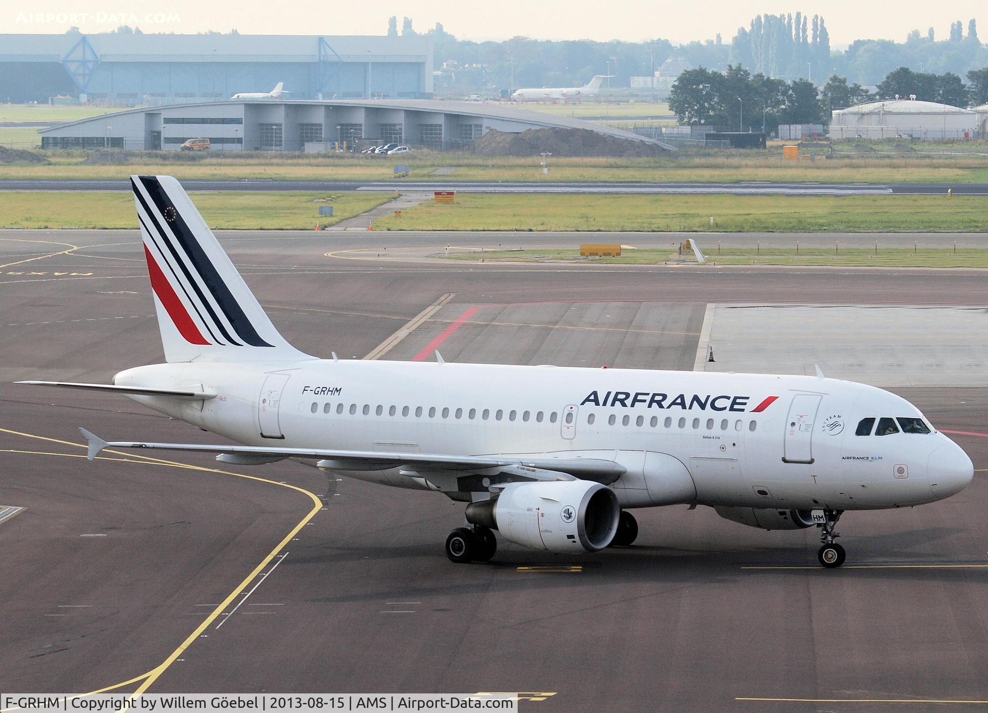 F-GRHM, 2000 Airbus A319-111 C/N 1216, Taxi to the gate of Schiphol Airport