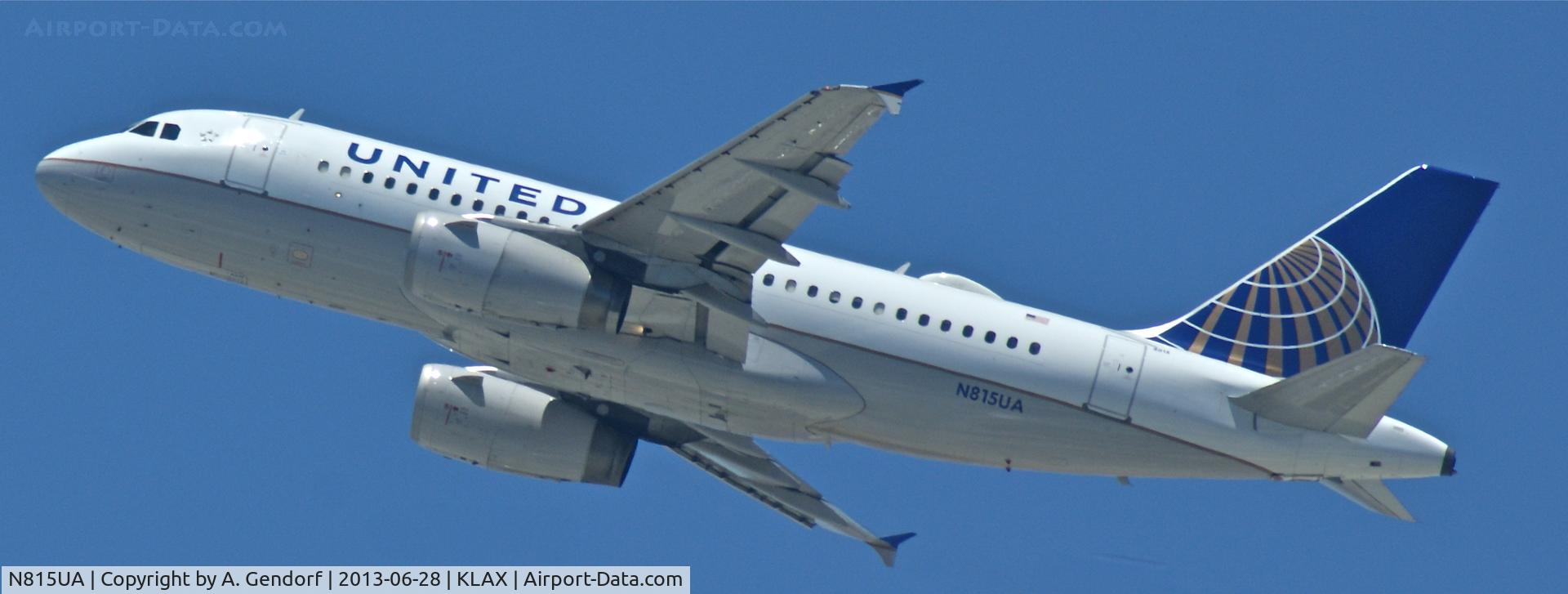 N815UA, 1998 Airbus A319-131 C/N 867, United, seen here departing Los Angeles Int´l(KLAX)