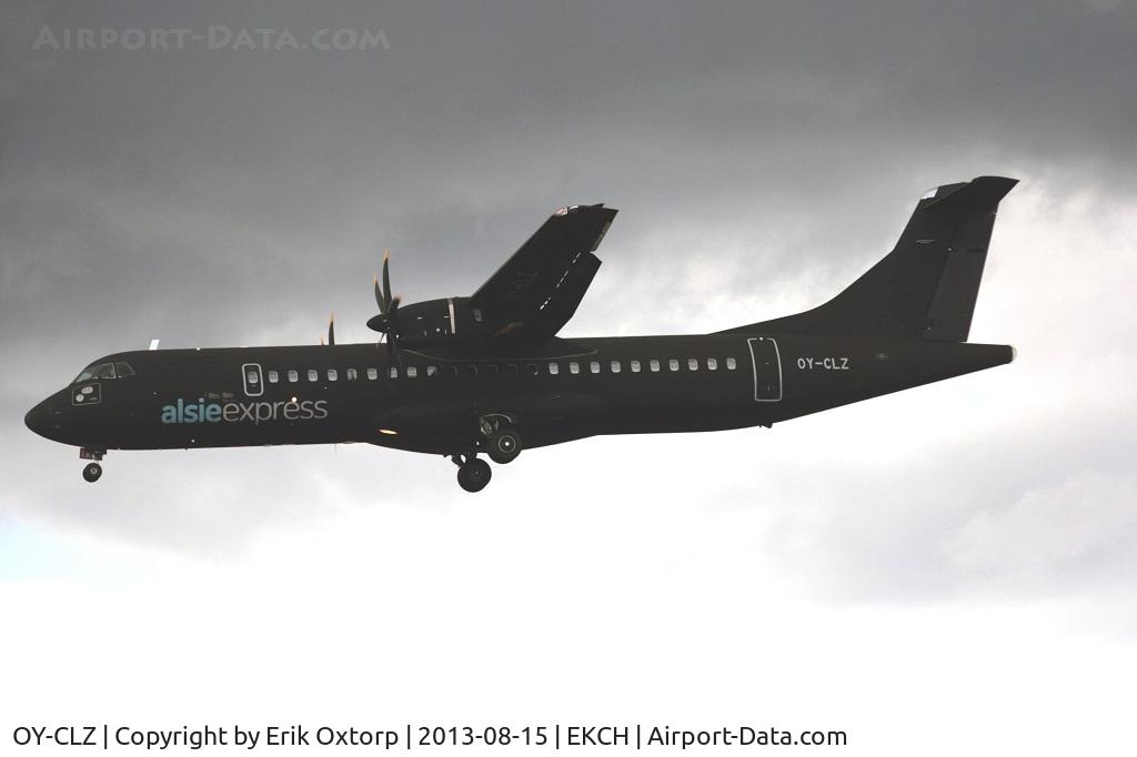 OY-CLZ, 2008 ATR 72-212A C/N 818, OY-CLZ landing on rw 22L