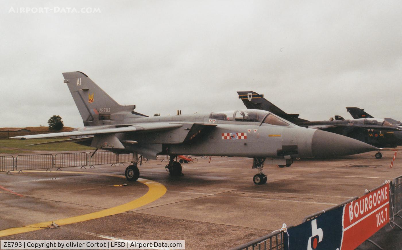 ZE793, 1988 Panavia Tornado F.3 C/N 3320, Dijon AB in the 90's