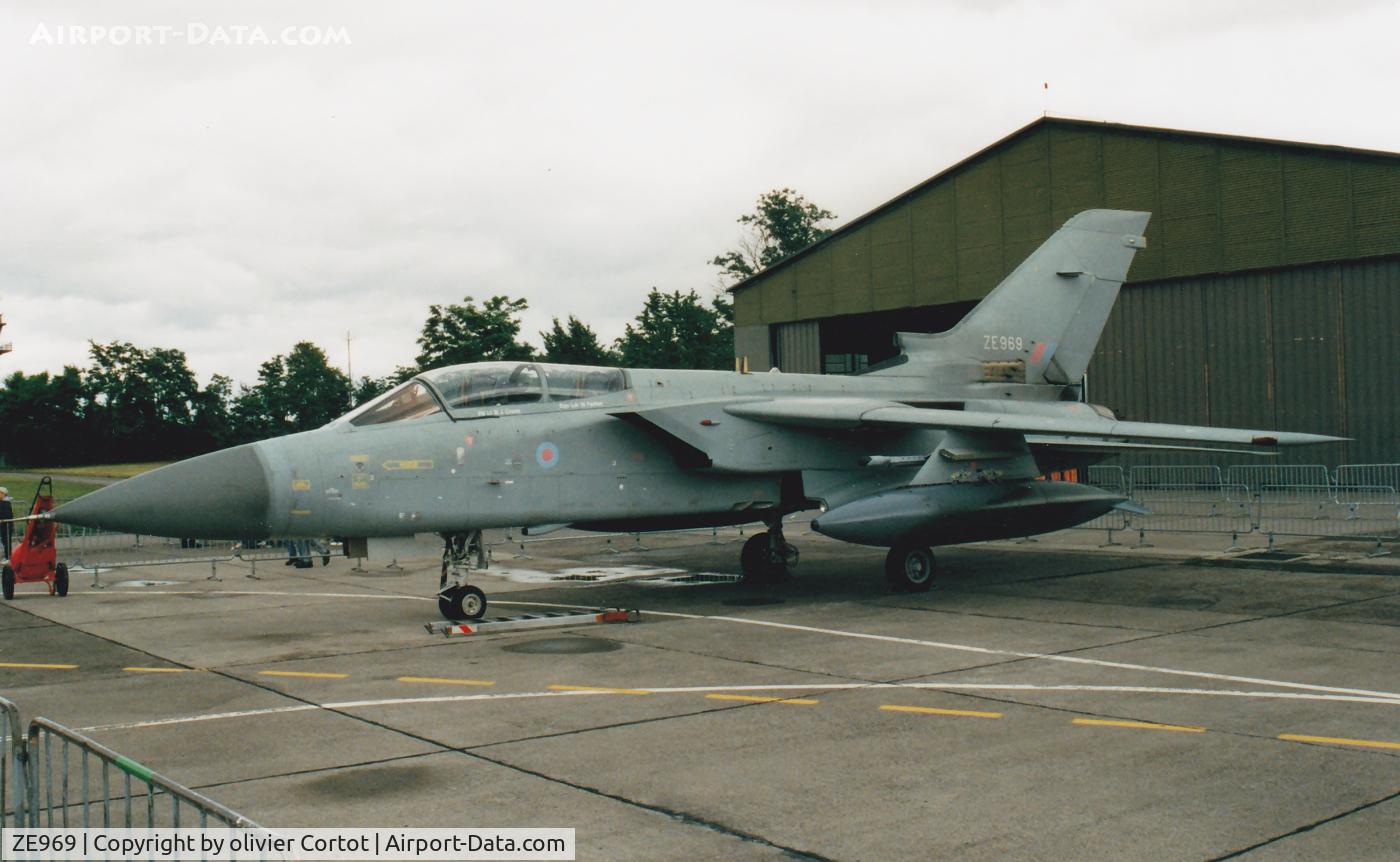 ZE969, 1990 Panavia Tornado F.3 C/N 3381/AS121/803, Colmar airshow 1997