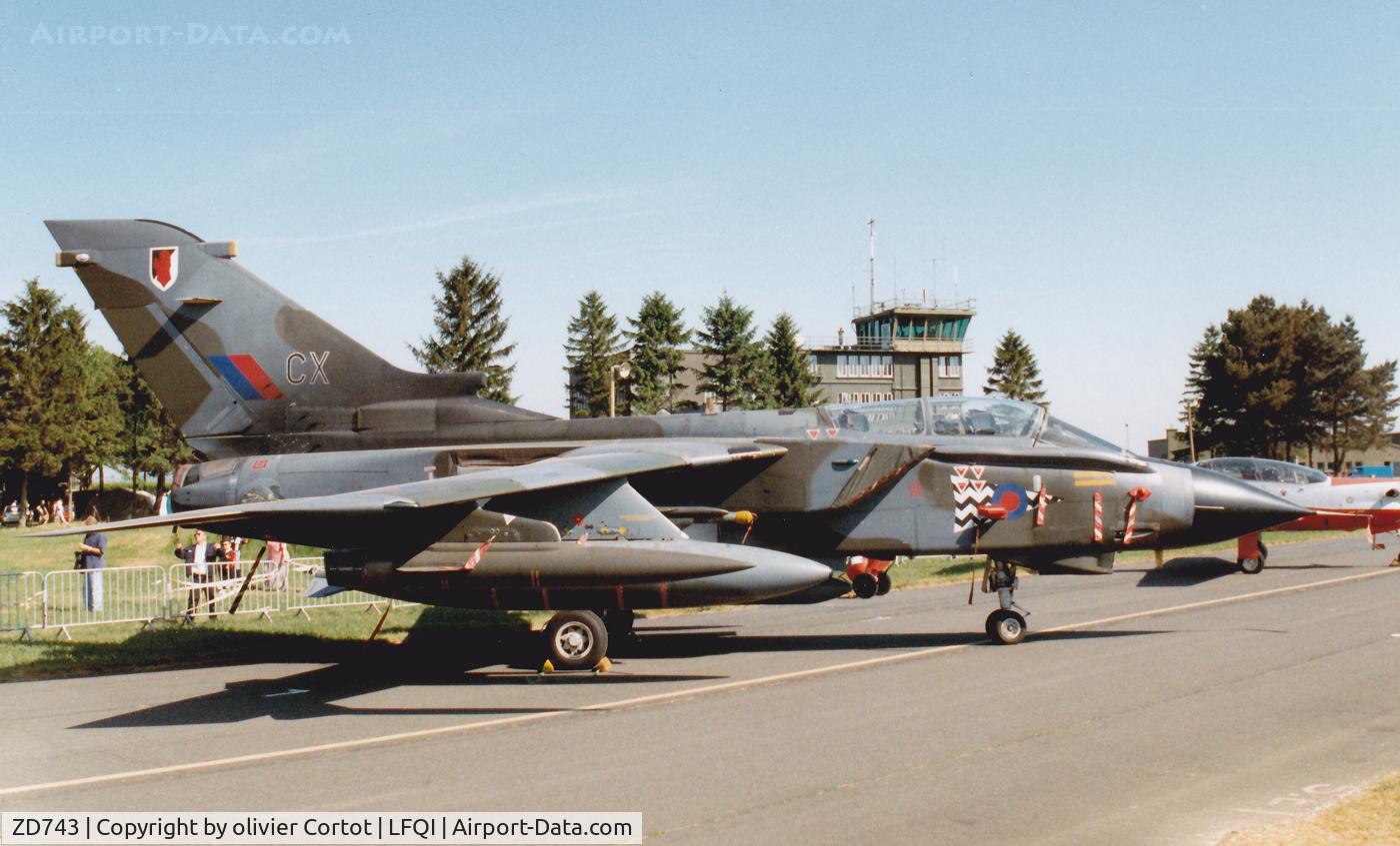 ZD743, 1984 Panavia Tornado GR.4 C/N 366/BT042/3169, Cambrai 98