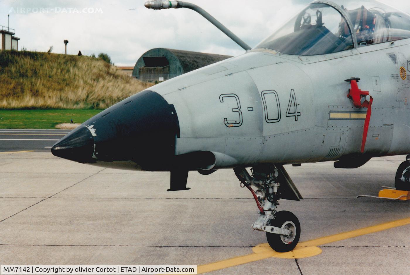 MM7142, 1991 AMX International AMX C/N IX054, nose close-up