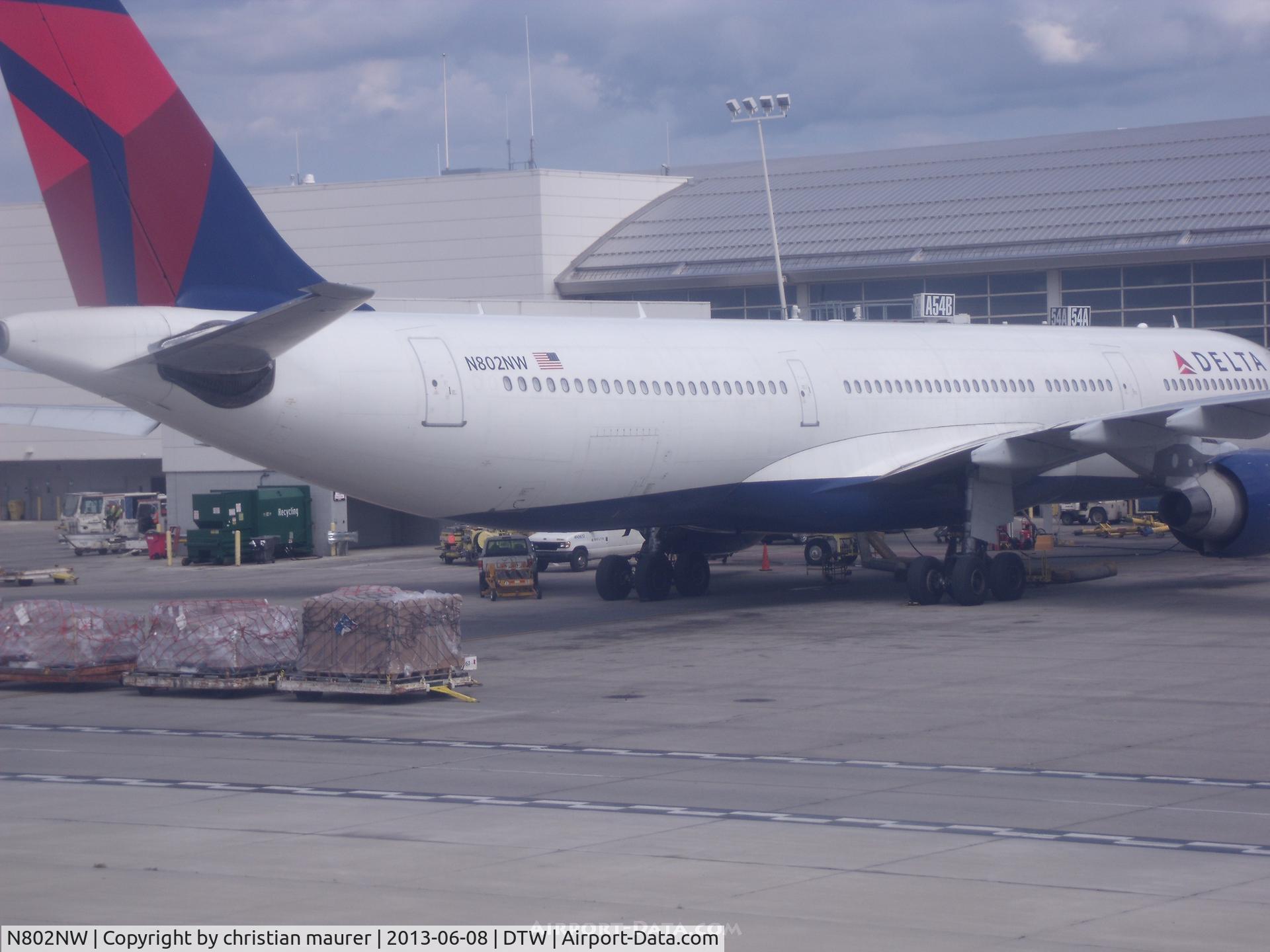 N802NW, 2003 Airbus A330-323 C/N 0533, DELTA A330