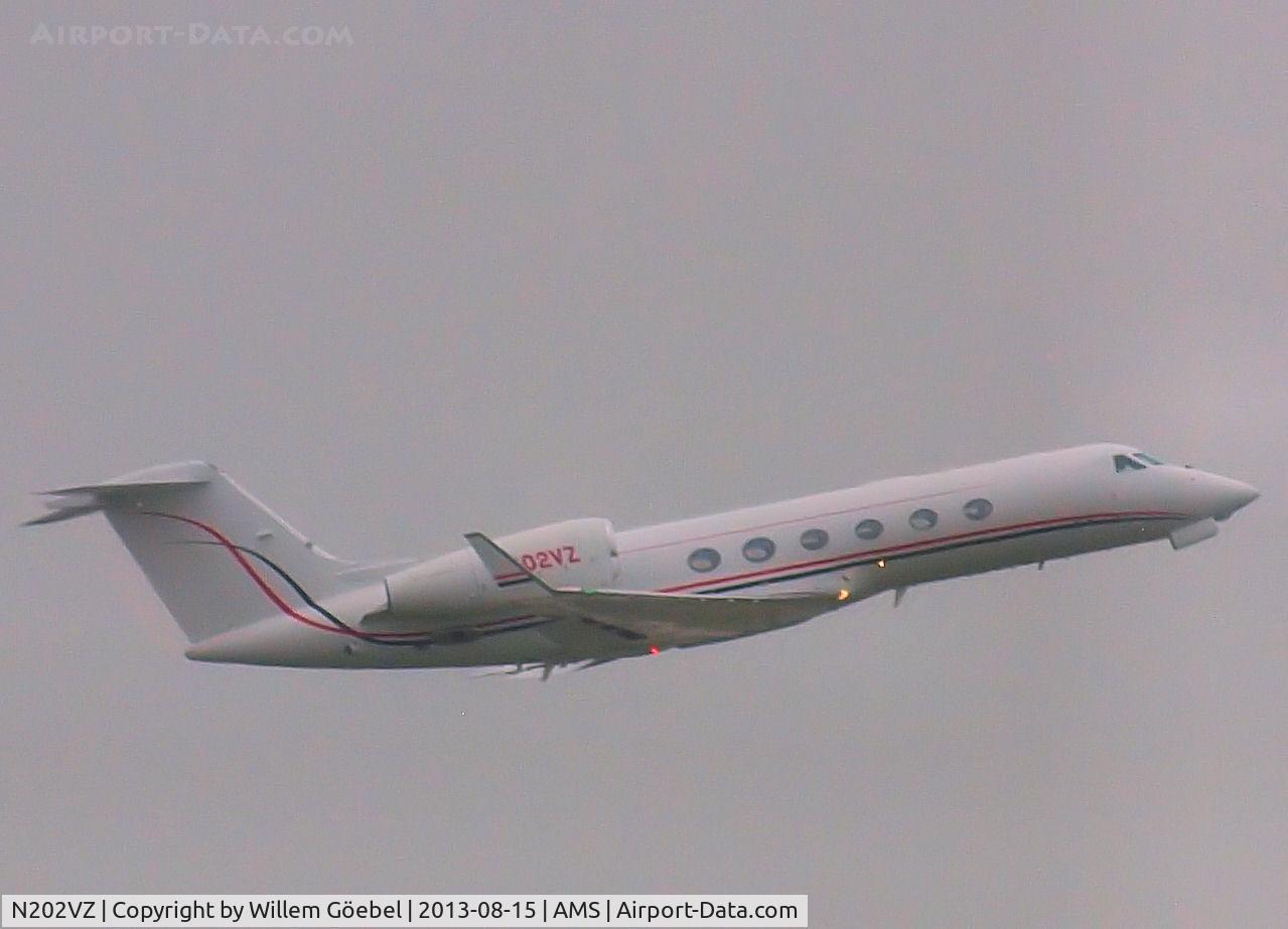 N202VZ, 1996 Gulfstream Aerospace G-IV C/N 1289, Take off from Amsterdam Airport from runway 22