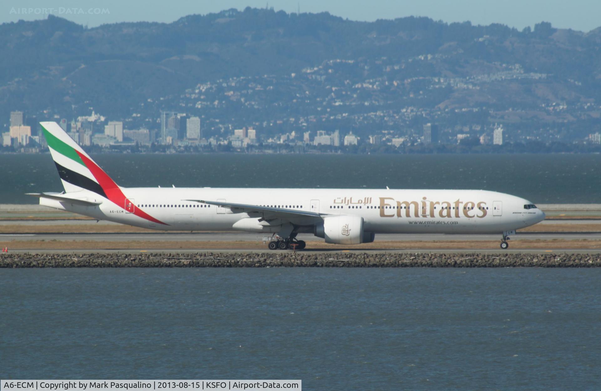 A6-ECM, 2009 Boeing 777-36N/ER C/N 37703, Boeing 777-300ER