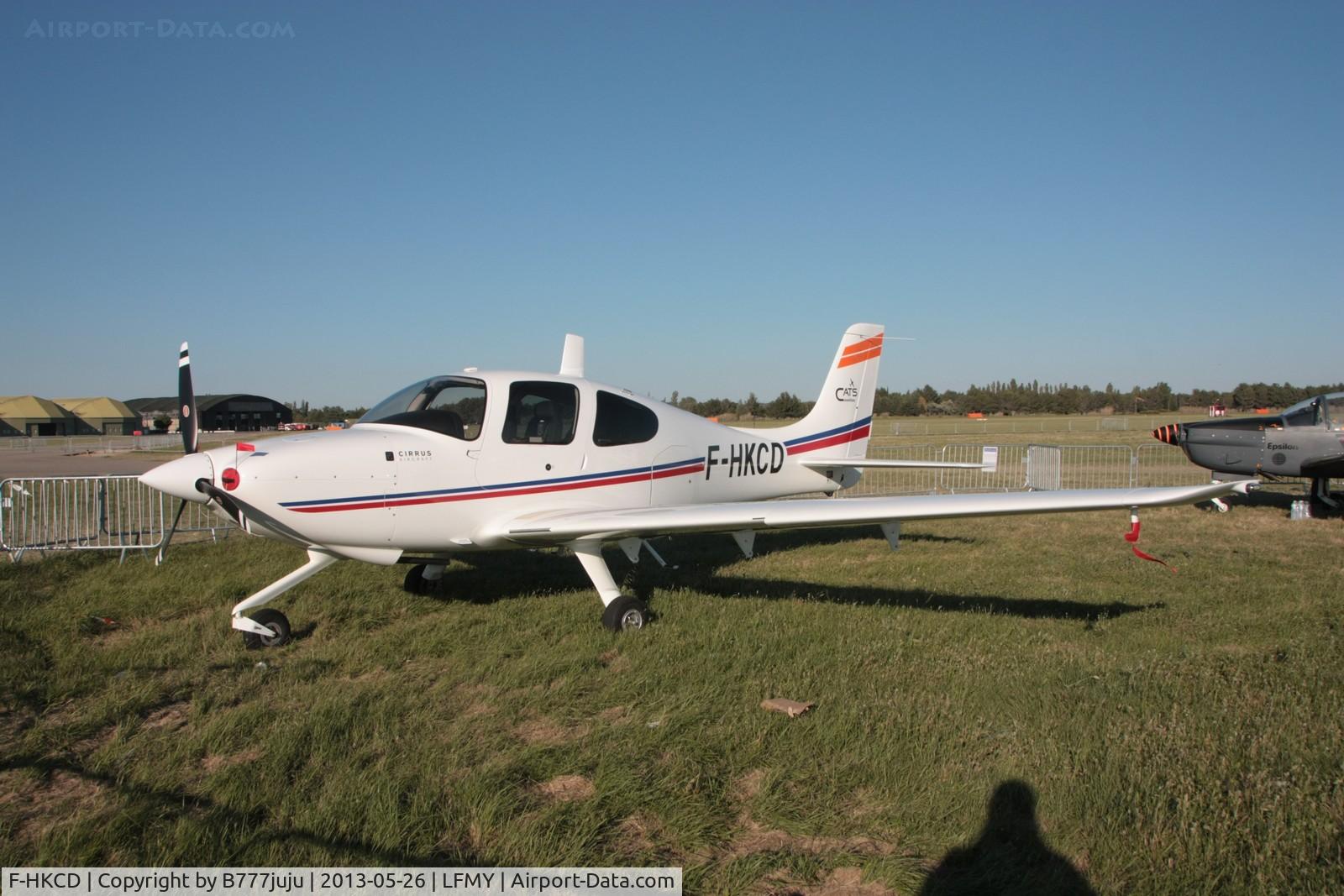 F-HKCD, Cirrus SR20 C/N 2186, at Salon de Provence
