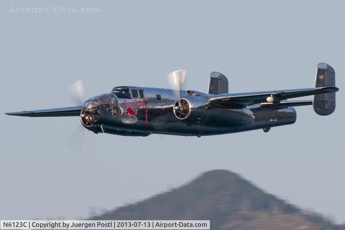 N6123C, 1945 North American B-25J-30-NC Mitchell Mitchell C/N 108-47647, Scalaria 2013