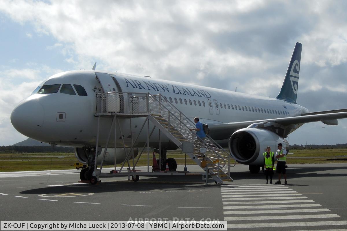 ZK-OJF, 2003 Airbus A320-232 C/N 2153, At Marrochydore/Sunshine Coast