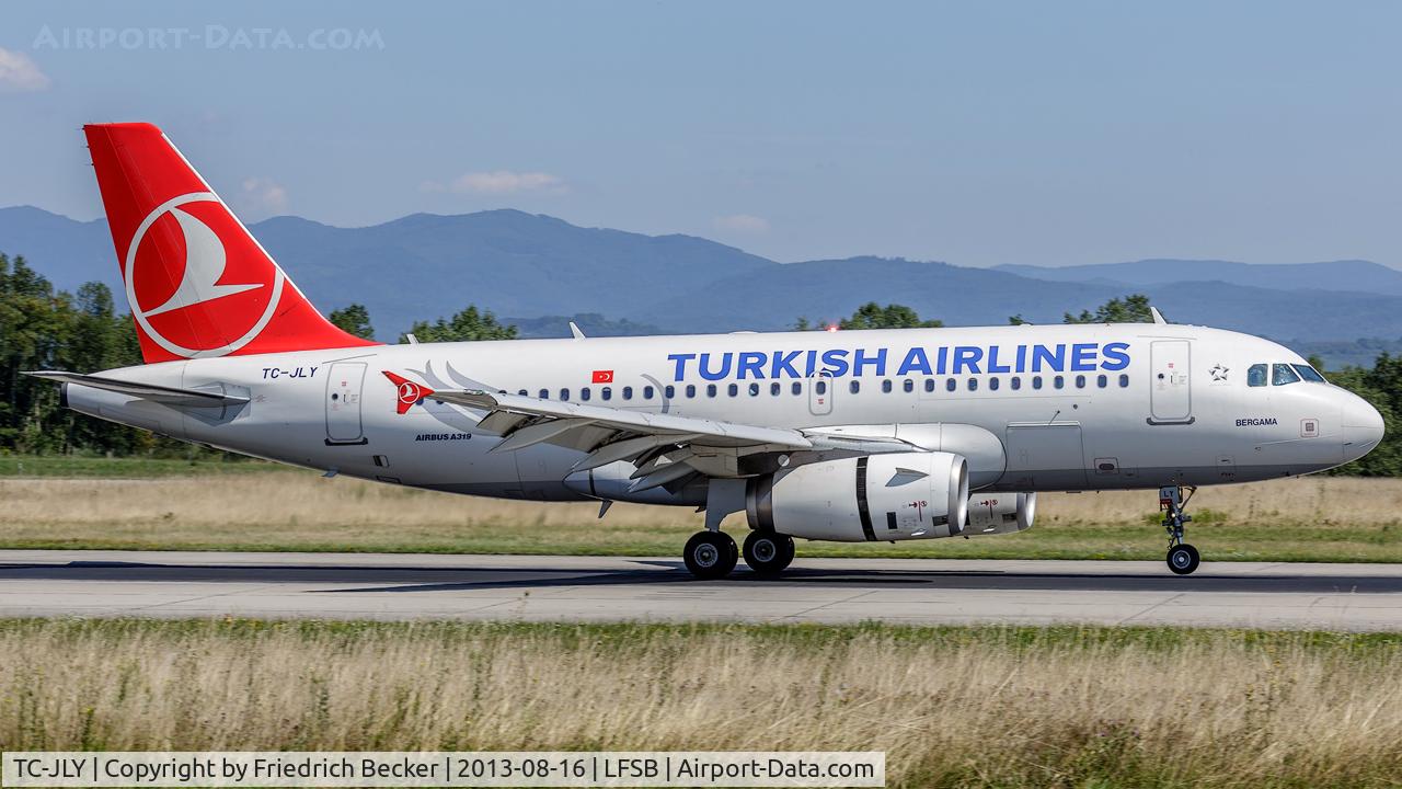 TC-JLY, 2011 Airbus A319-132 C/N 4774, decelerating after touchdown
