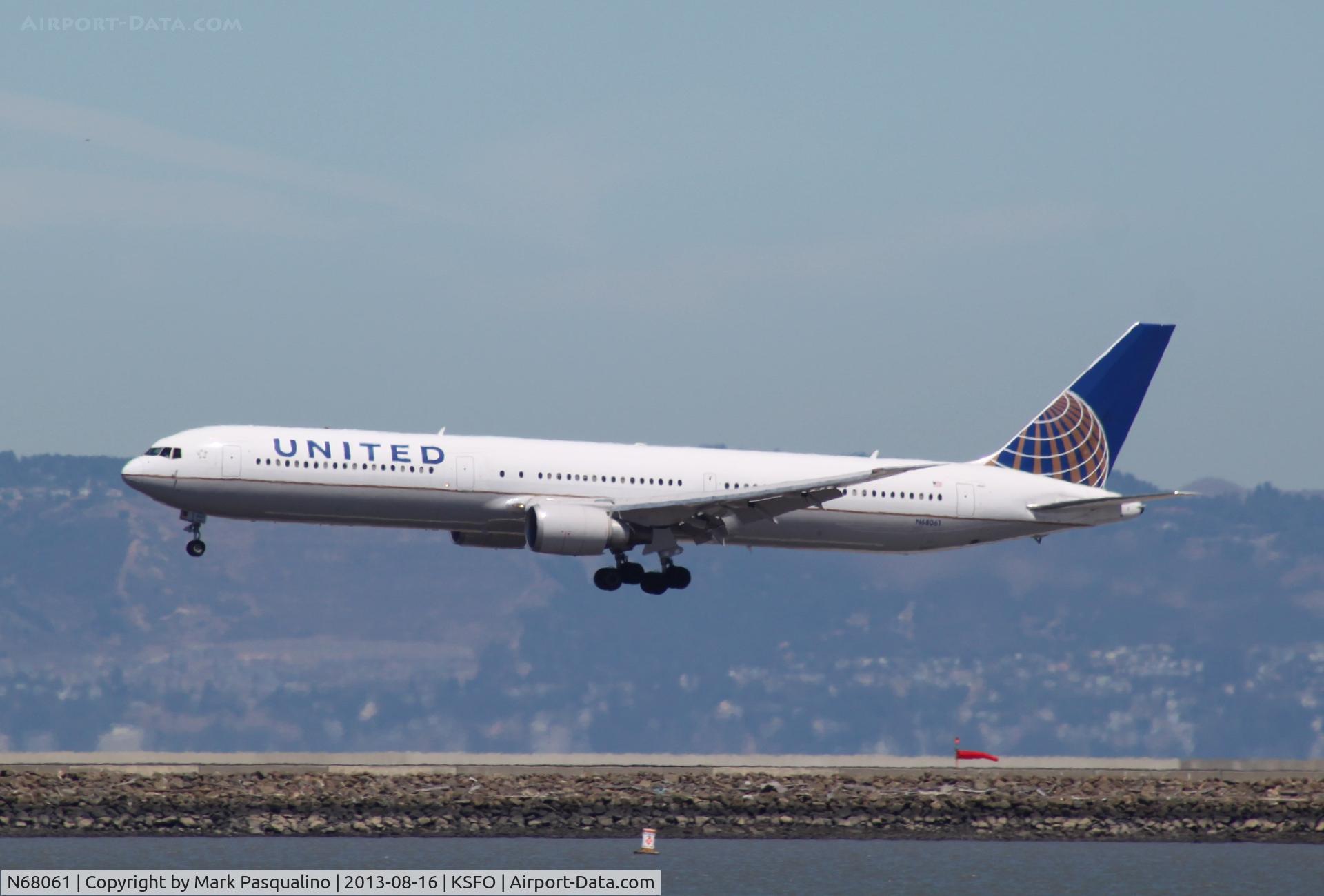 N68061, 2002 Boeing 767-424/ER C/N 29456, Boeing 767-400ER
