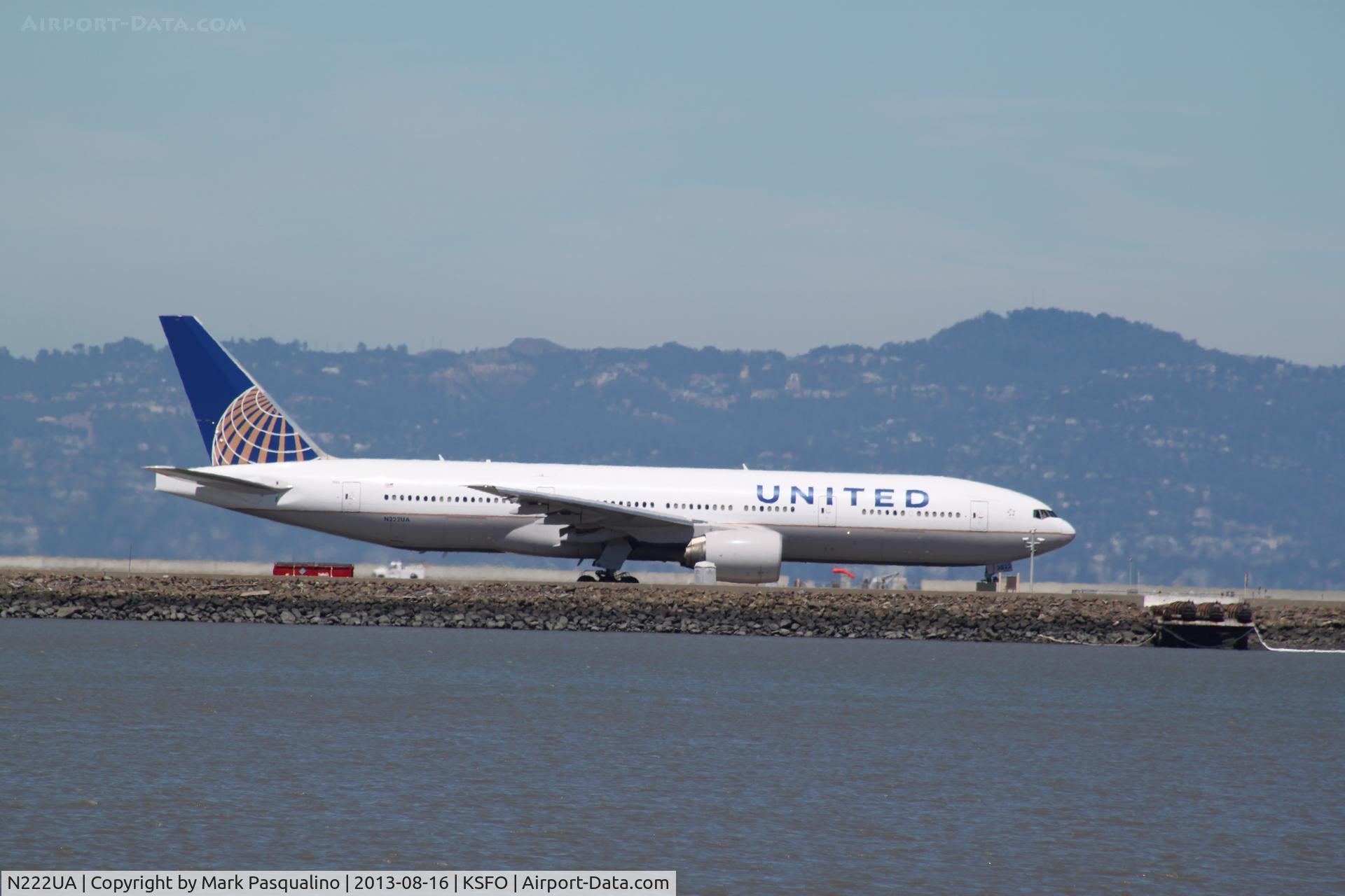 N222UA, 2001 Boeing 777-222 C/N 30553, Boeing 777-200