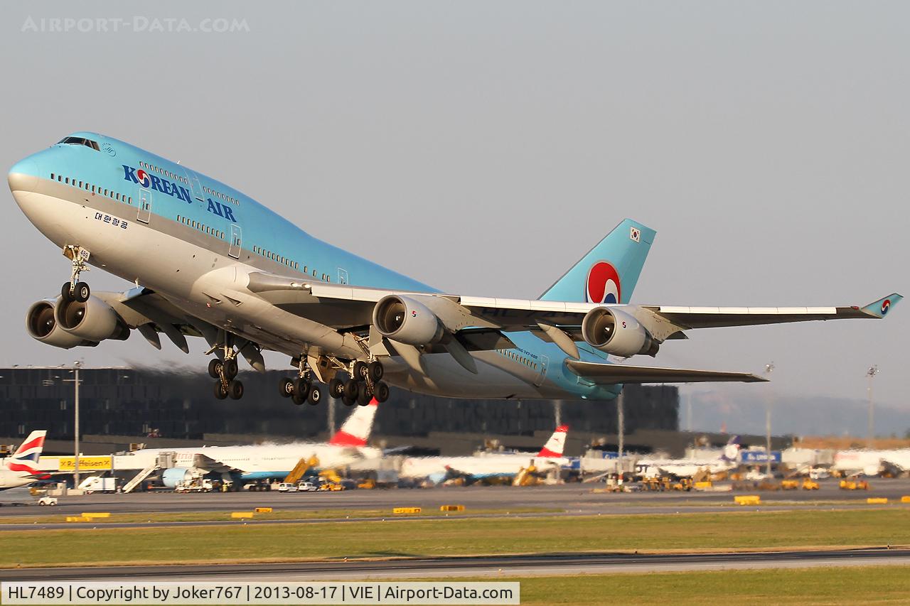 HL7489, 1993 Boeing 747-4B5 C/N 27072, Korean Air