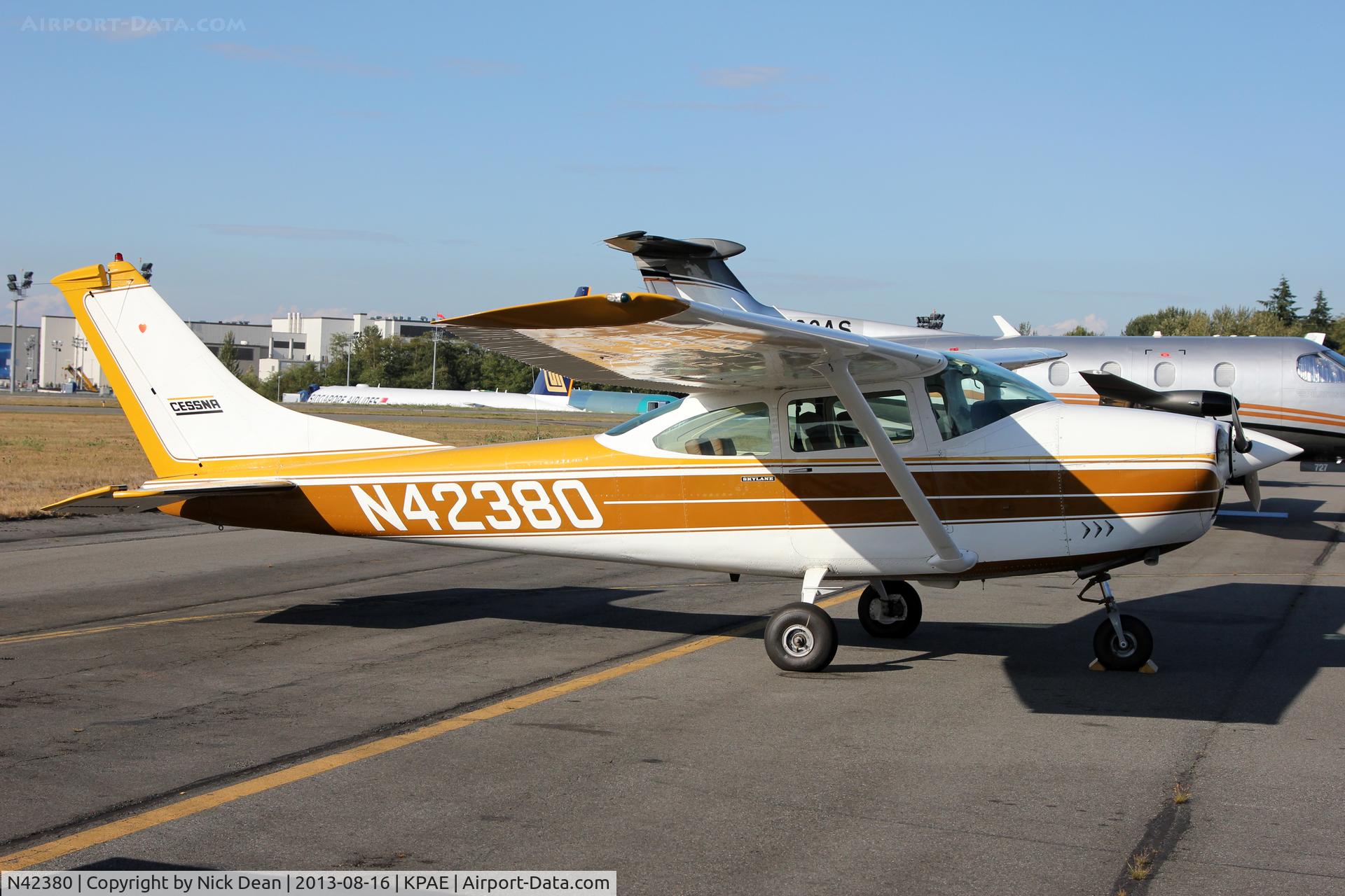 N42380, 1968 Cessna 182L Skylane C/N 18258997, KPAE/PAE