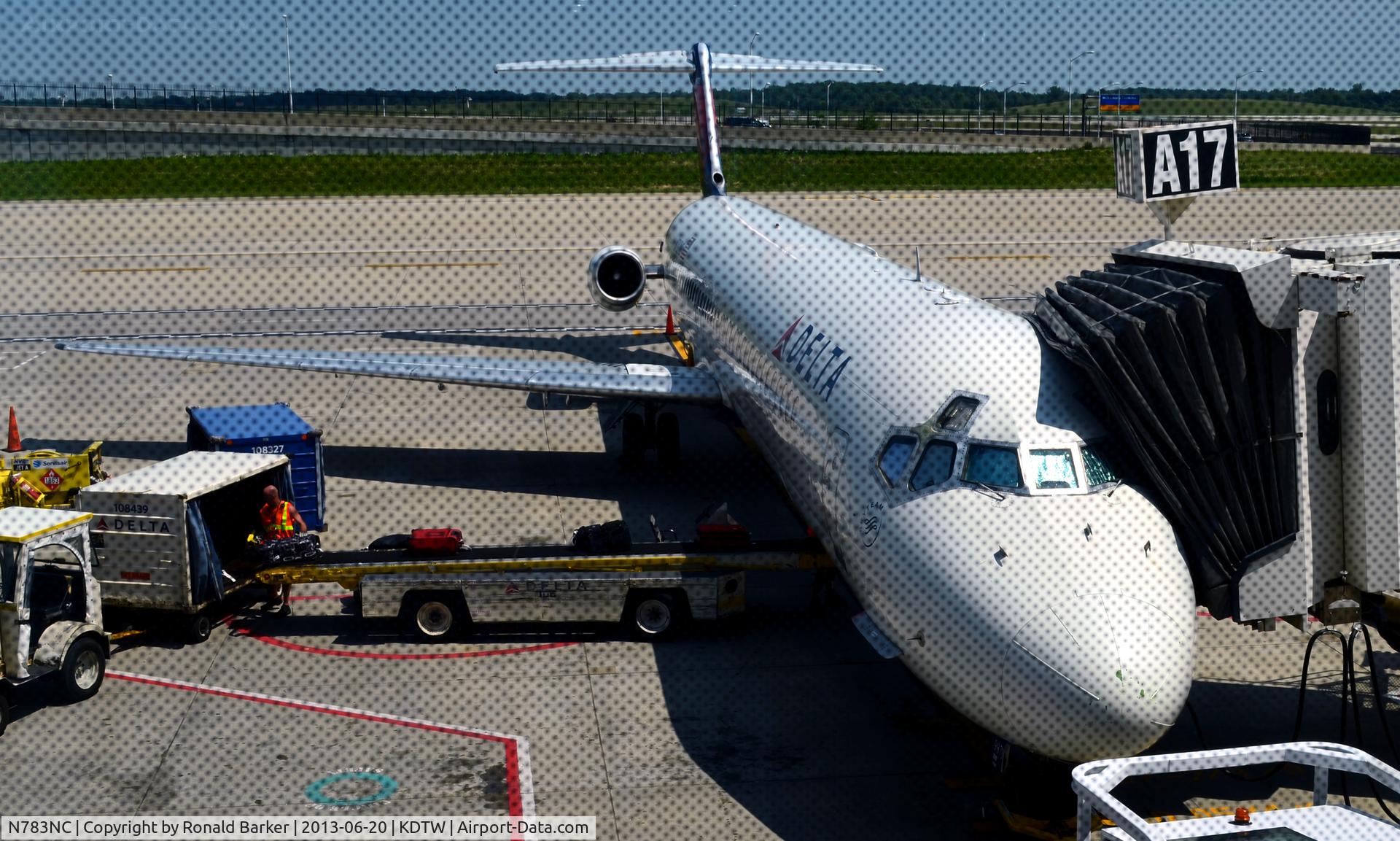 N783NC, 1979 McDonnell Douglas DC-9-51 C/N 48108, Gate A17  Detroit