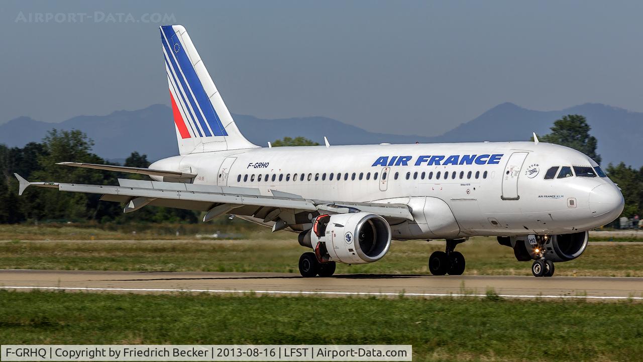 F-GRHQ, 2000 Airbus A319-111 C/N 1404, decelerating after touchdown at Strasbourg