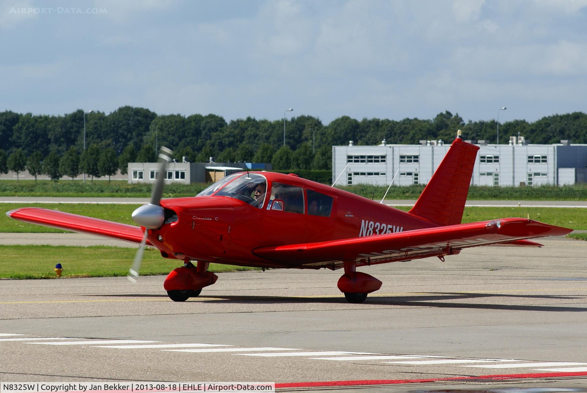 N8325W, 1965 Piper PA-28-180 Cherokee C/N 28-2502, Airport Lelystad