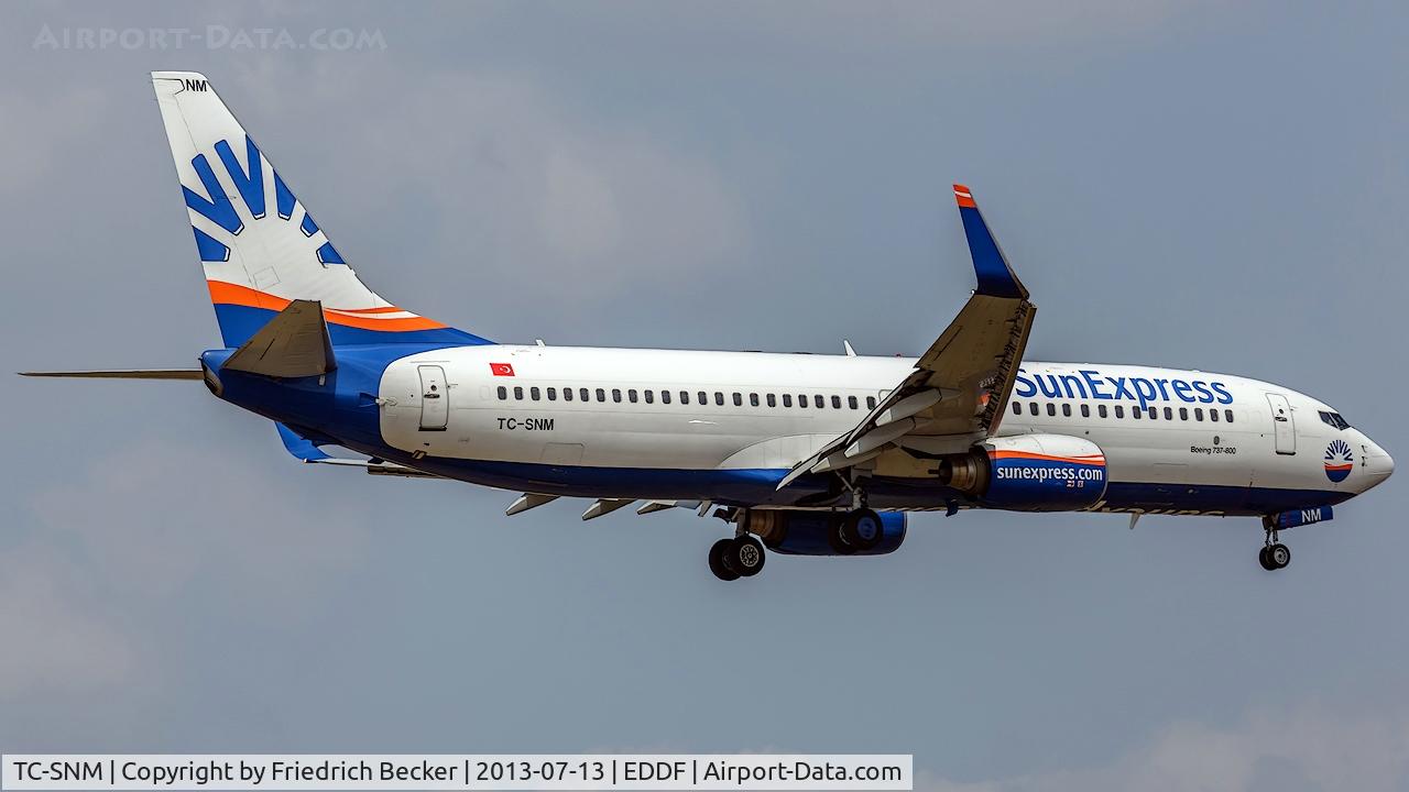 TC-SNM, 2005 Boeing 737-8BK C/N 33023, on final RW07R