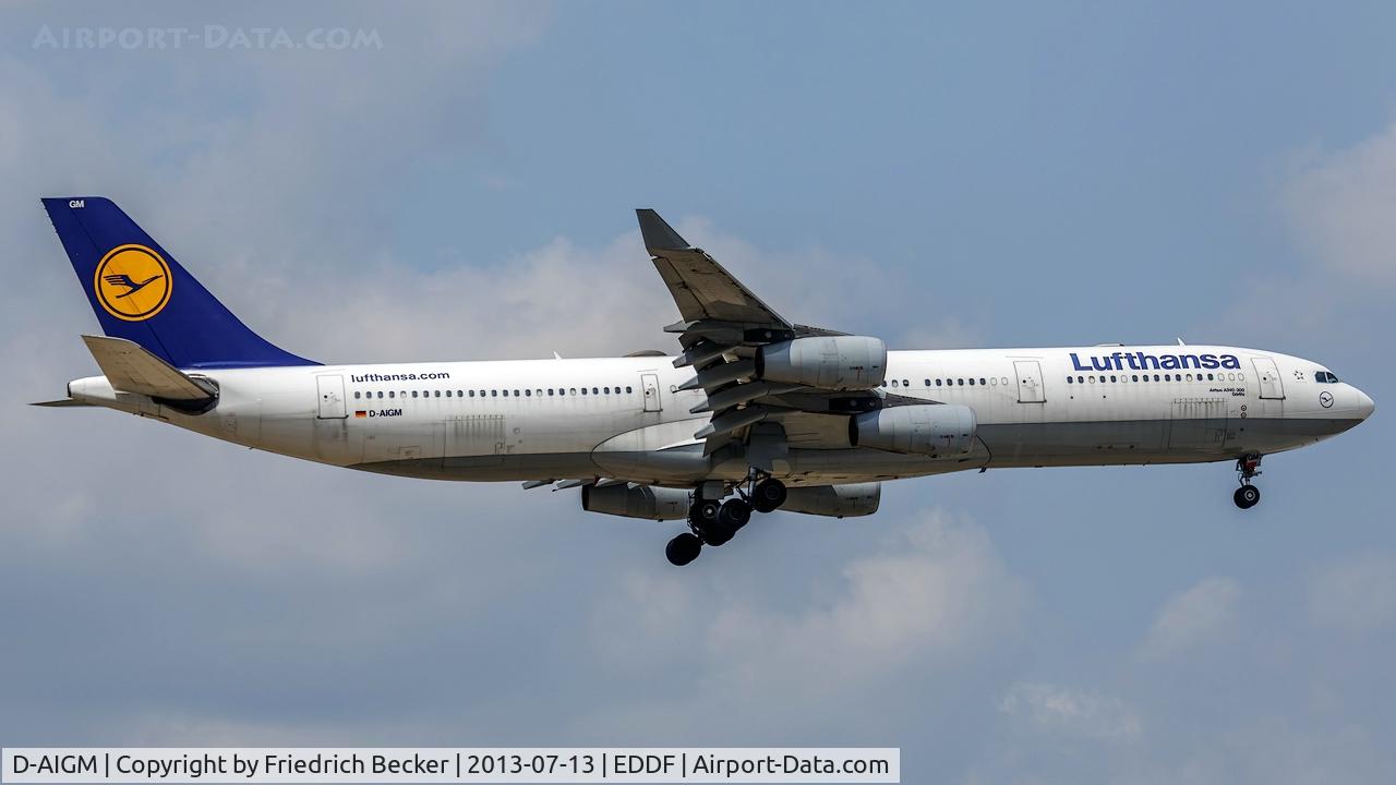 D-AIGM, 1997 Airbus A340-313 C/N 158, on final RW07R