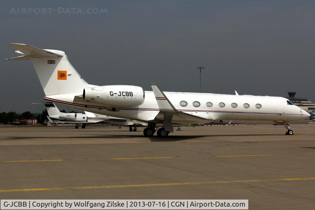 G-JCBB, 2008 Gulfstream Aerospace GV-SP (G550) C/N 5186, visitor