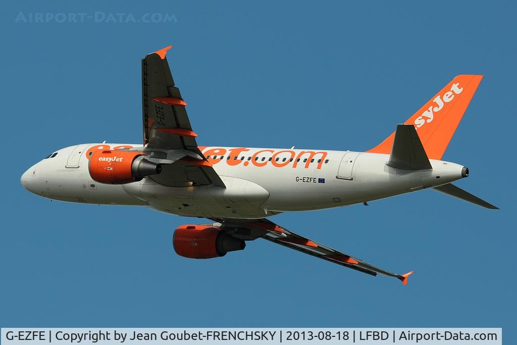 G-EZFE, 2009 Airbus A319-111 C/N 3824, take off runway 23