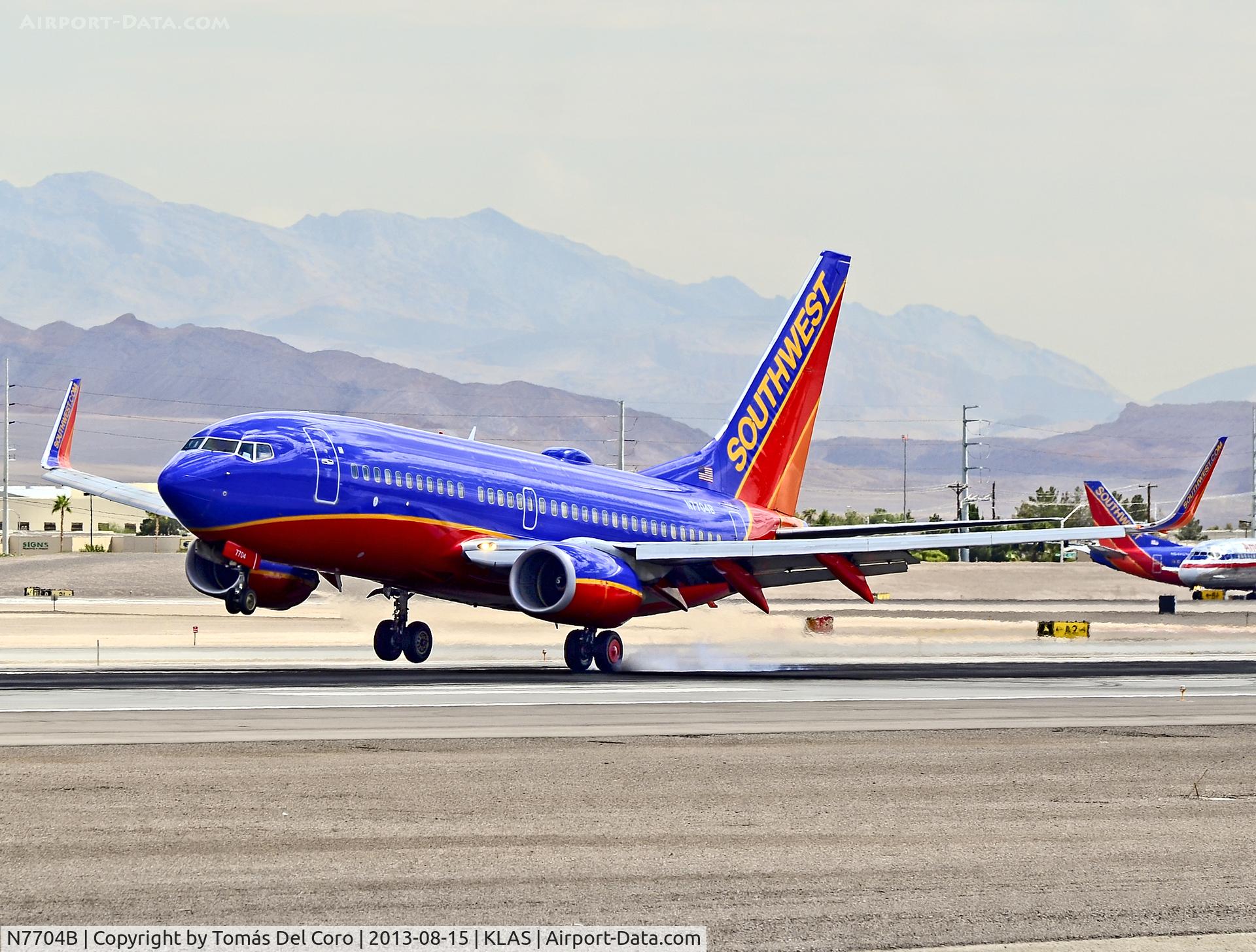 N7704B, 2004 Boeing 737-7BD C/N 33918, N7704B Southwest Airlines Boeing 737-7BD(WL) - cn 33918 / ln 1572

Ex AirTran N167AT

McCarran International Airport (KLAS)
Las Vegas, Nevada
TDelCoro
August 15, 2013