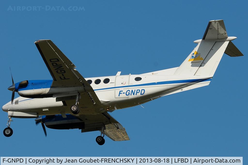 F-GNPD, 1976 Beech 200 Super King Air C/N BB-199, AVDEF-Aviation Defense Service landing 23 from MPL