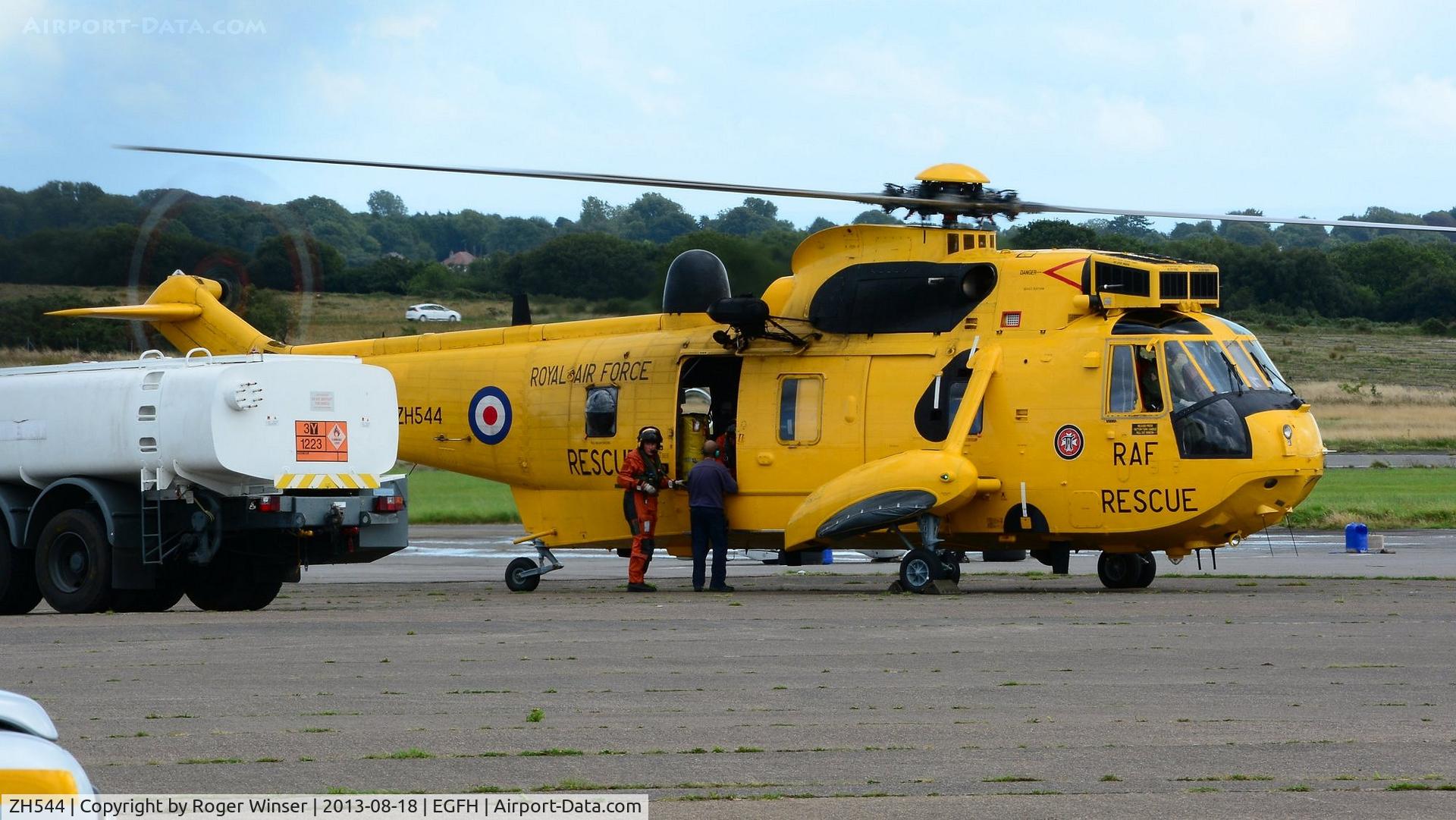 ZH544, Westland Sea King HAR.3A C/N WA1010, Visiting SAR Sea King of 22 Squadron RAF after a hot refueling.