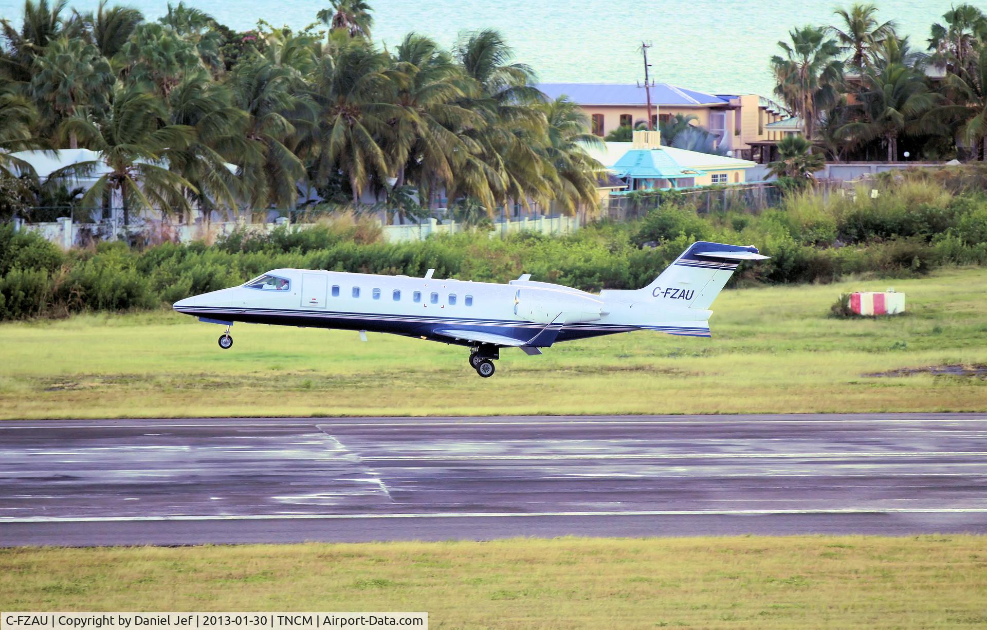 C-FZAU, 2001 Learjet 45 C/N 163, C-FZAU
