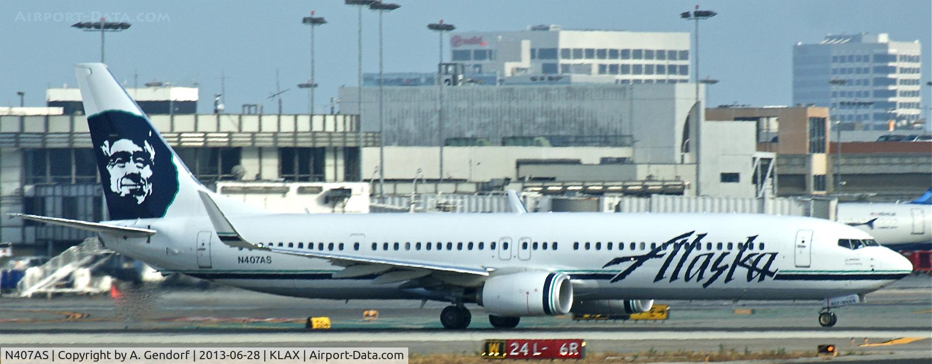 N407AS, 2012 Boeing 737-990/ER C/N 41731, Alaska Airlines, seen here during take off roll on RWY 24L at Los Angeles Int´l(KLAX)