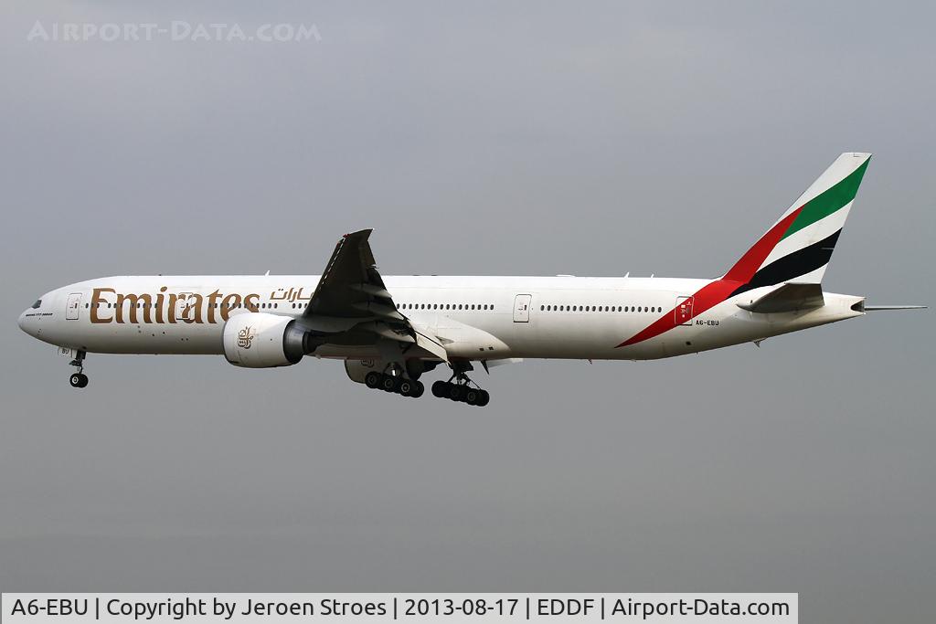 A6-EBU, 2006 Boeing 777-31H/ER C/N 34484, big boy at finals