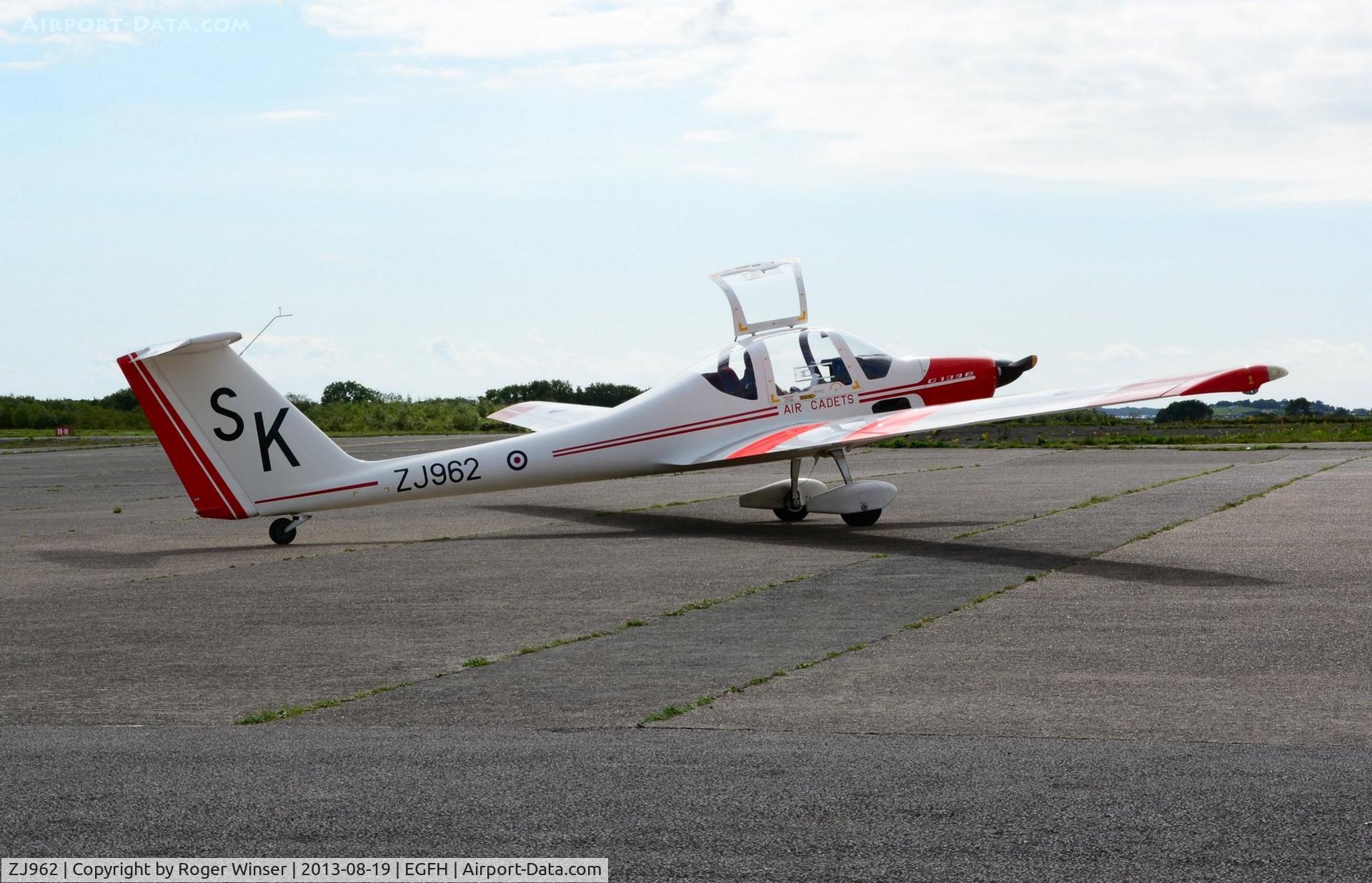 ZJ962, Grob G-109B Vigilant T1 C/N 6550, Visiting Air Cadets Vigilant T.1 motor glider coded SK from MOD Saint Athan based 634 VGS operating from Swansea Airport during an intensive course run by 636 VGS.