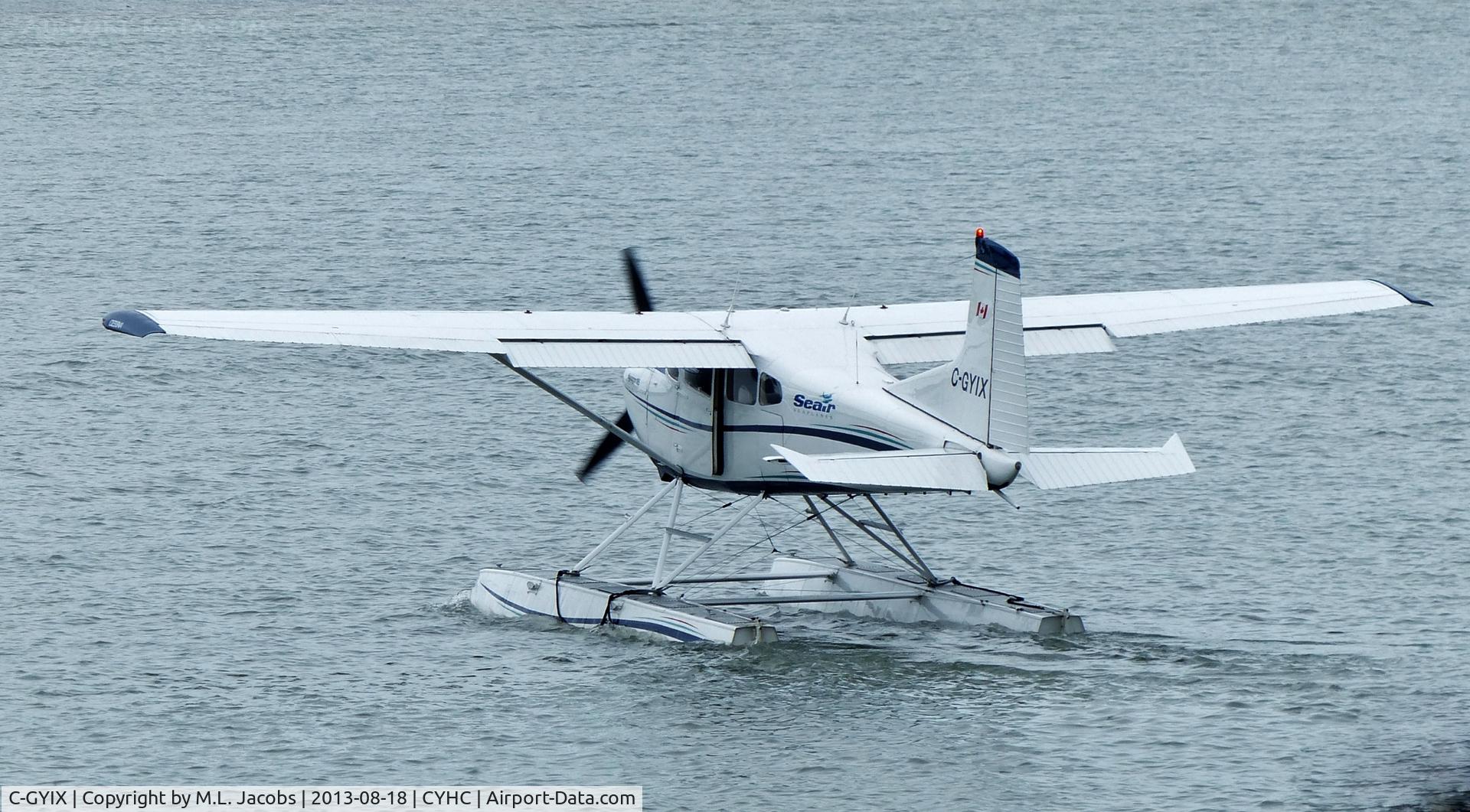 C-GYIX, 1976 Cessna A185F II Skywagon 185 C/N 18503162, Seair Seaplanes Cessna taxiing out on the Fraser River.