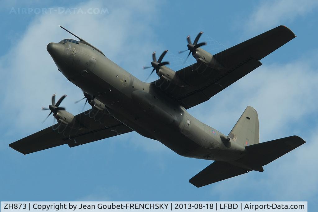 ZH873, 1997 Lockheed Martin C-130J-30 Hercules C.4 C/N 382-5457, ASCOTT take off from NCE