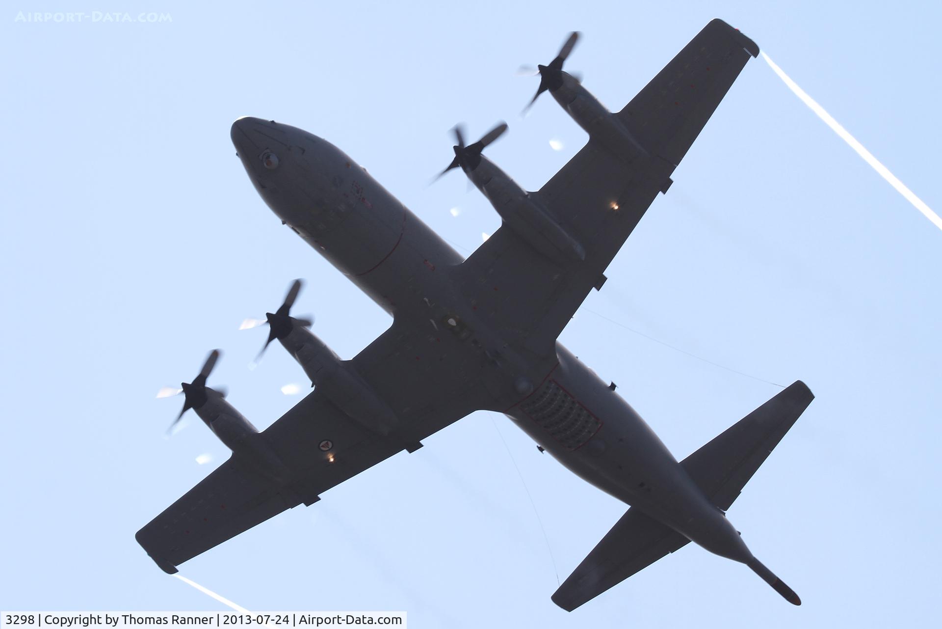 3298, 1989 Lockheed P-3C Orion C/N 285H-5819, RNoAF P-3C Orion performing a low-pass over the City of Vardø.