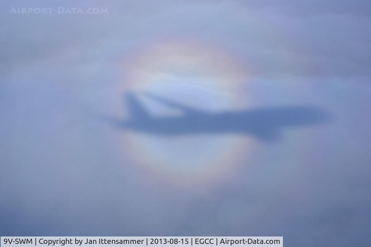 9V-SWM, 2008 Boeing 777-312/ER C/N 34578, shadow