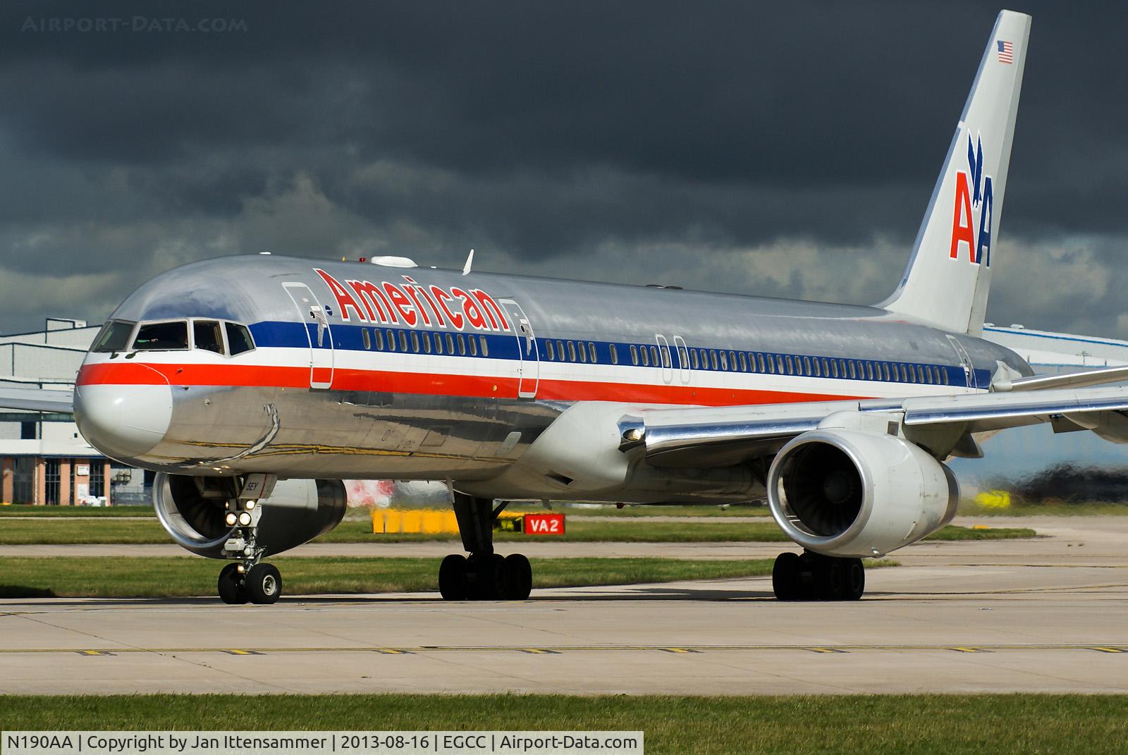N190AA, 2001 Boeing 757-223 C/N 32384, n190aa
