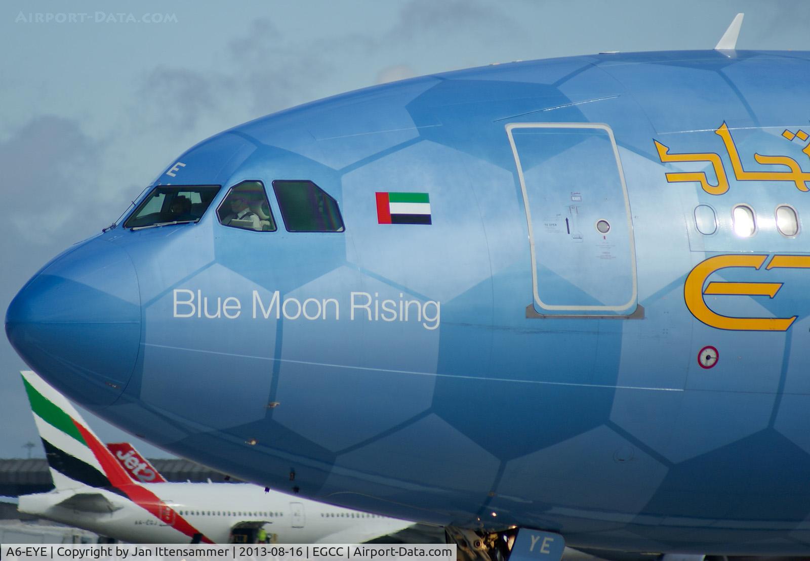 A6-EYE, 2005 Airbus A330-243 C/N 688, a6-eye
