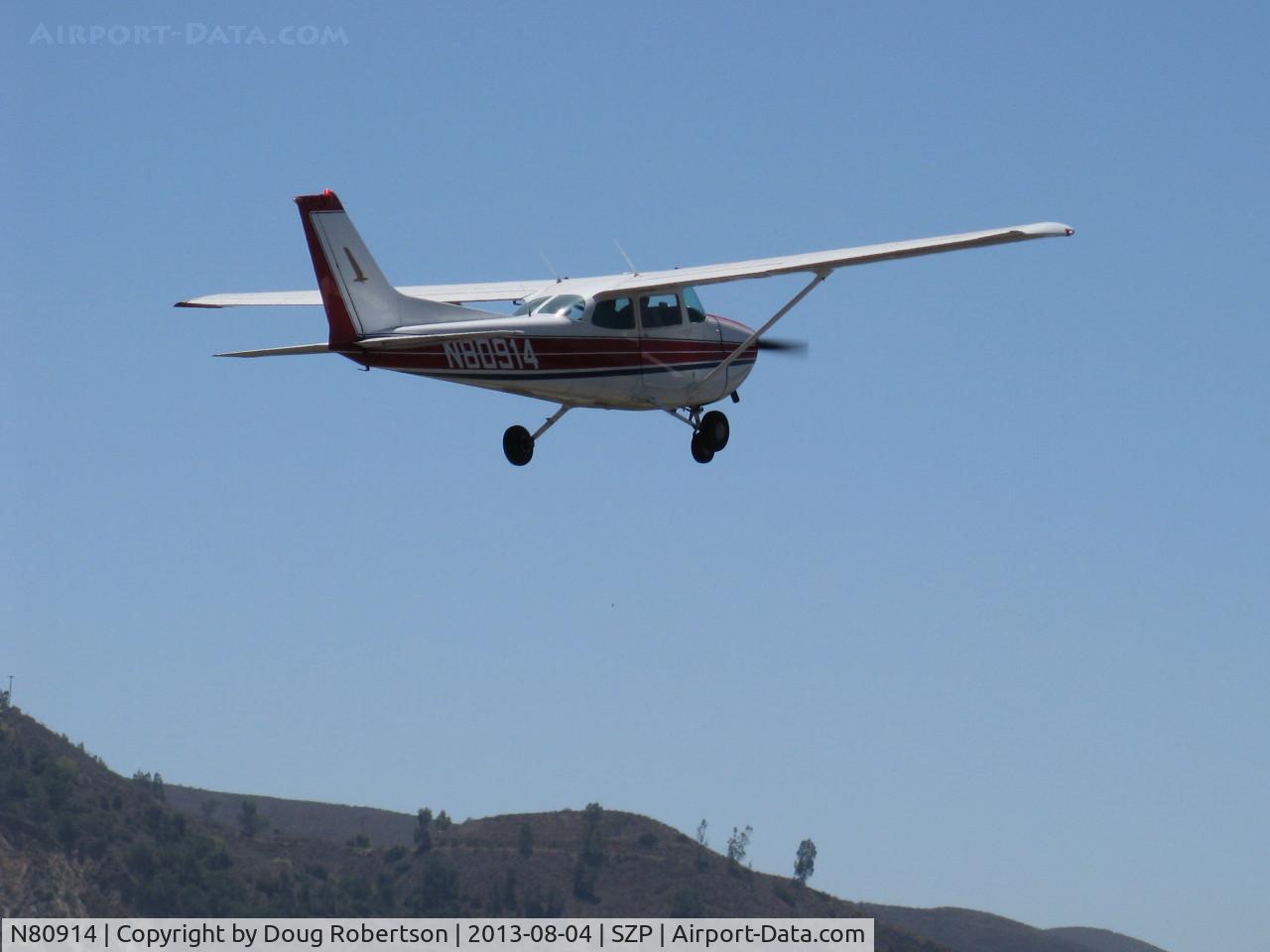 N80914, 1976 Cessna 172M C/N 17266799, 1976 Cessna 172M SKYHAWK, Lycoming O-320-E2D 150 Hp, takeoff climb Rwy 22