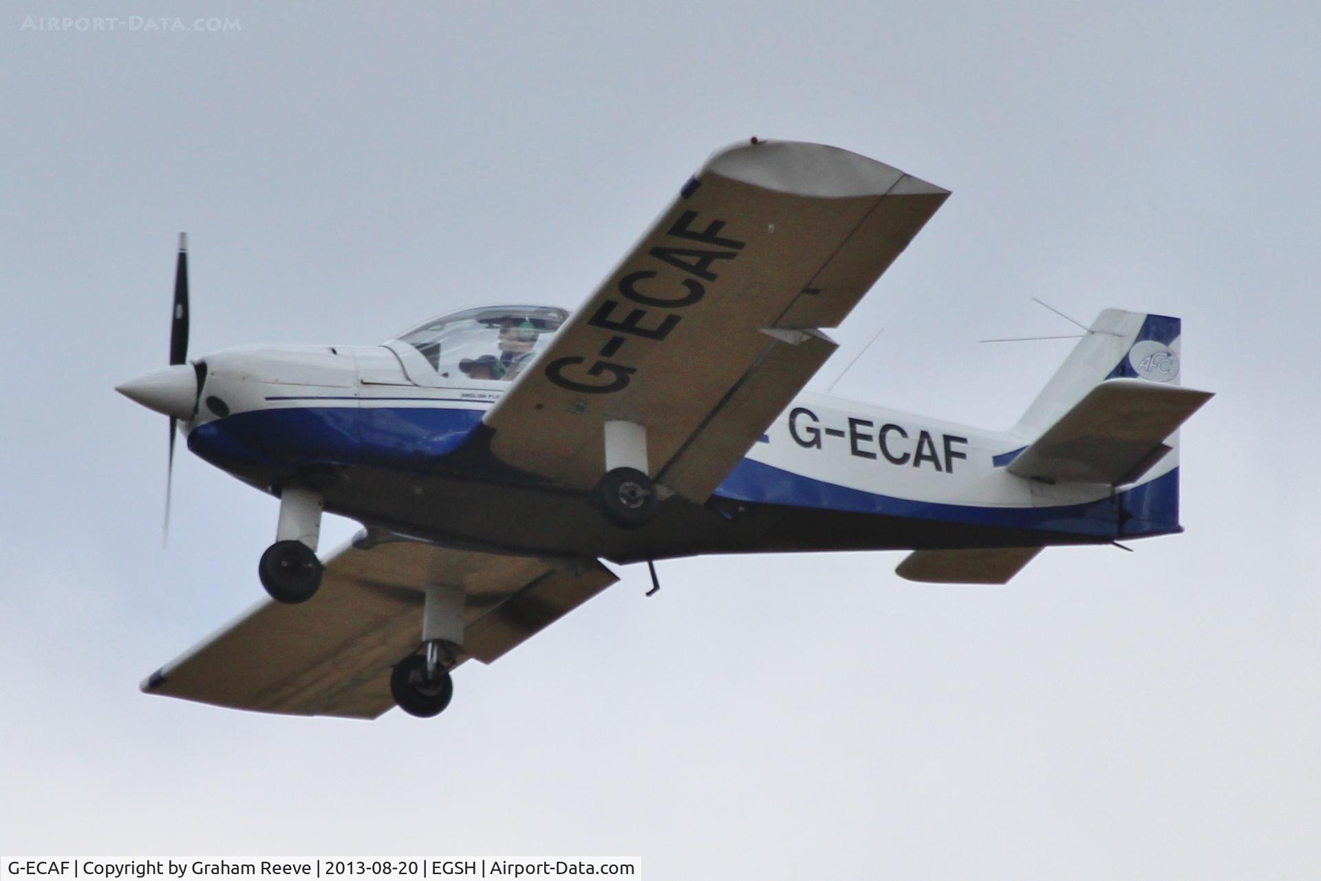 G-ECAF, 2000 Robin HR-200-120B C/N 345, On finals to land at Norwich.