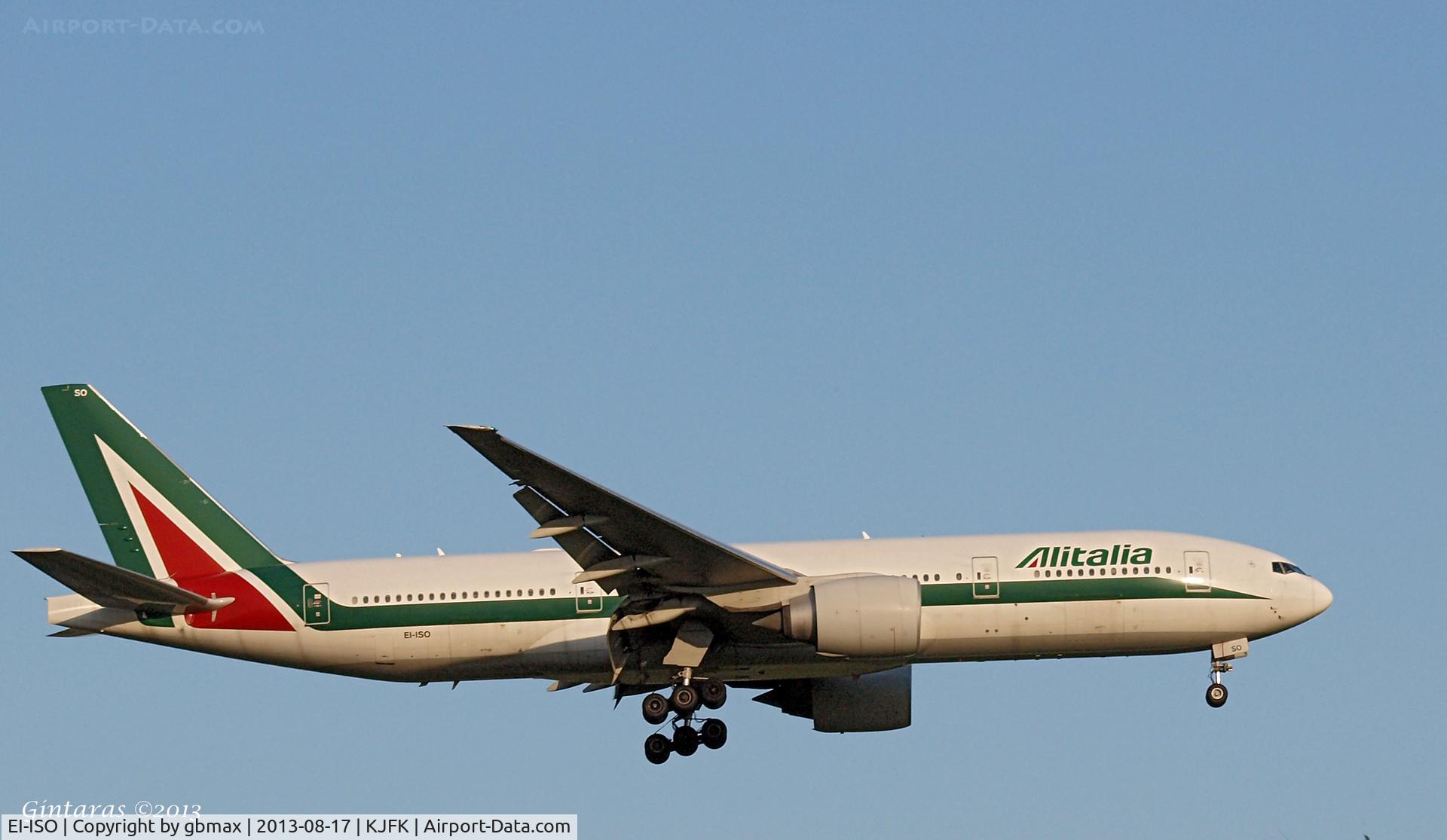 EI-ISO, 2002 Boeing 777-243/ER C/N 32857, Seconds before landing on L22, JFK