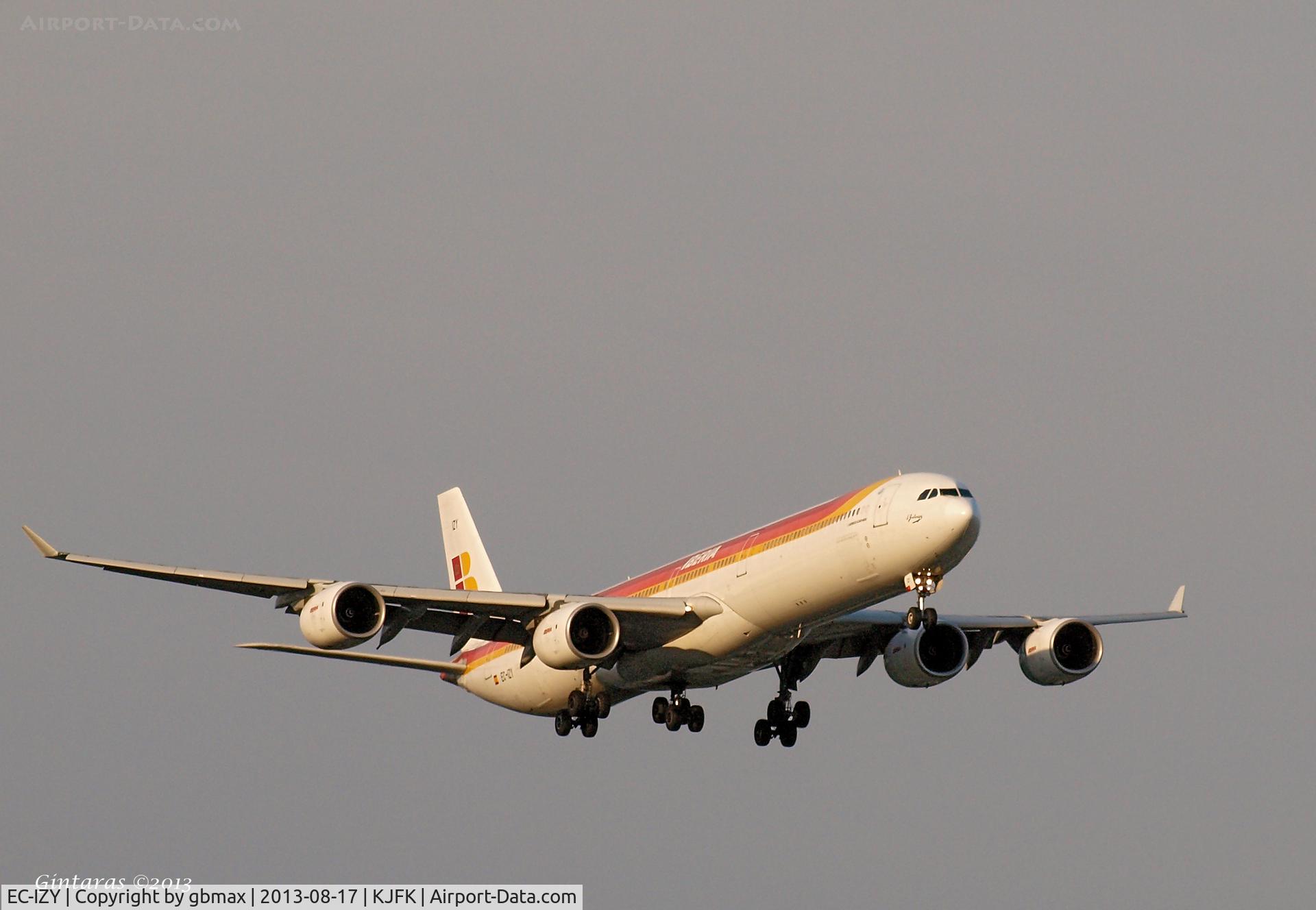 EC-IZY, 2004 Airbus A340-642 C/N 604, Seconds before landing on L22, JFK