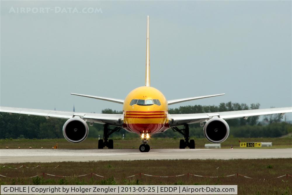 G-DHLE, 2009 Boeing 767-3JHF C/N 37805, Moment of turn into rwy 26L....