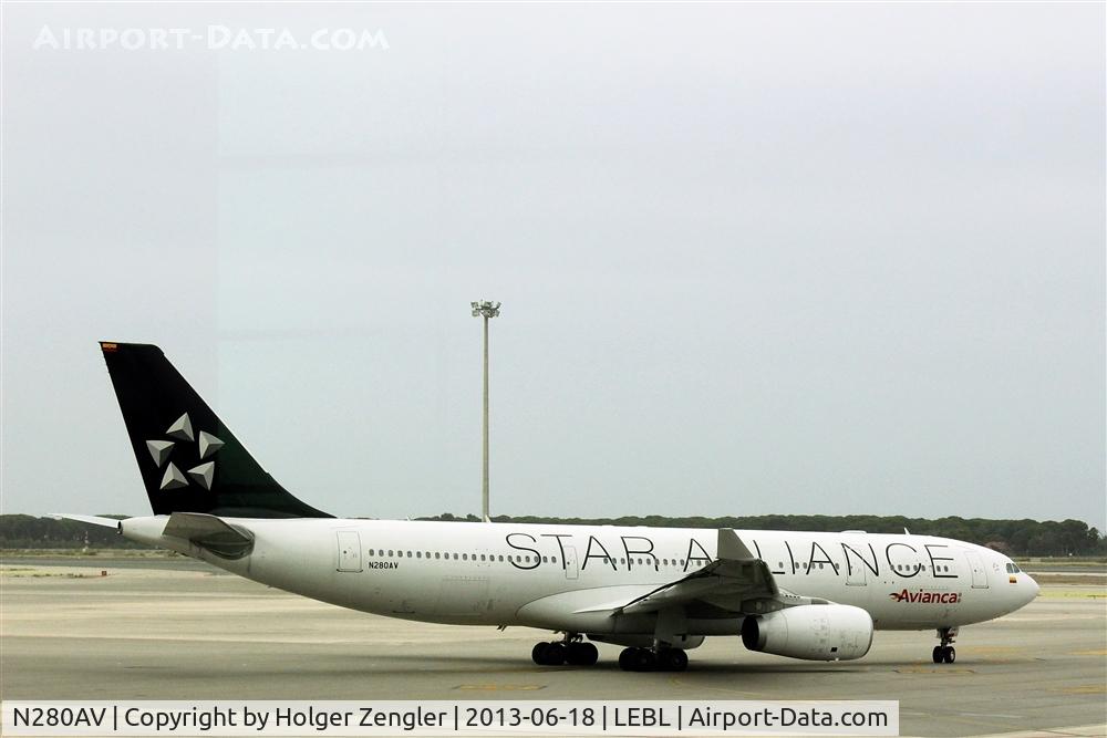 N280AV, 2013 Airbus A330-243 C/N 1400, A new kid in Star Alliance´s family......