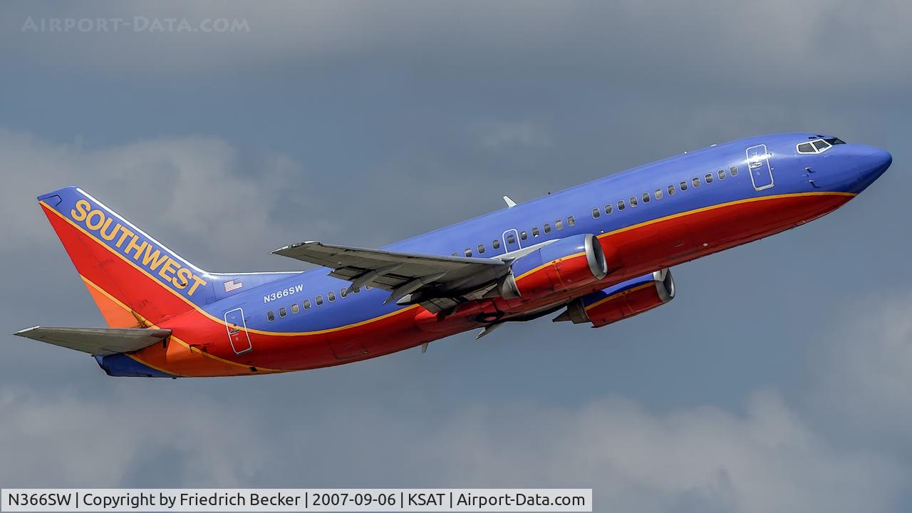 N366SW, 1993 Boeing 737-3H4 C/N 26577, departure from San Antonio IAP
