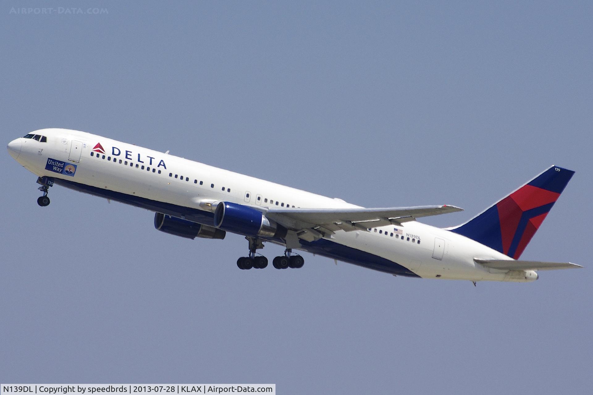 N139DL, 1992 Boeing 767-332 C/N 25984, Delta Airlines 767-300