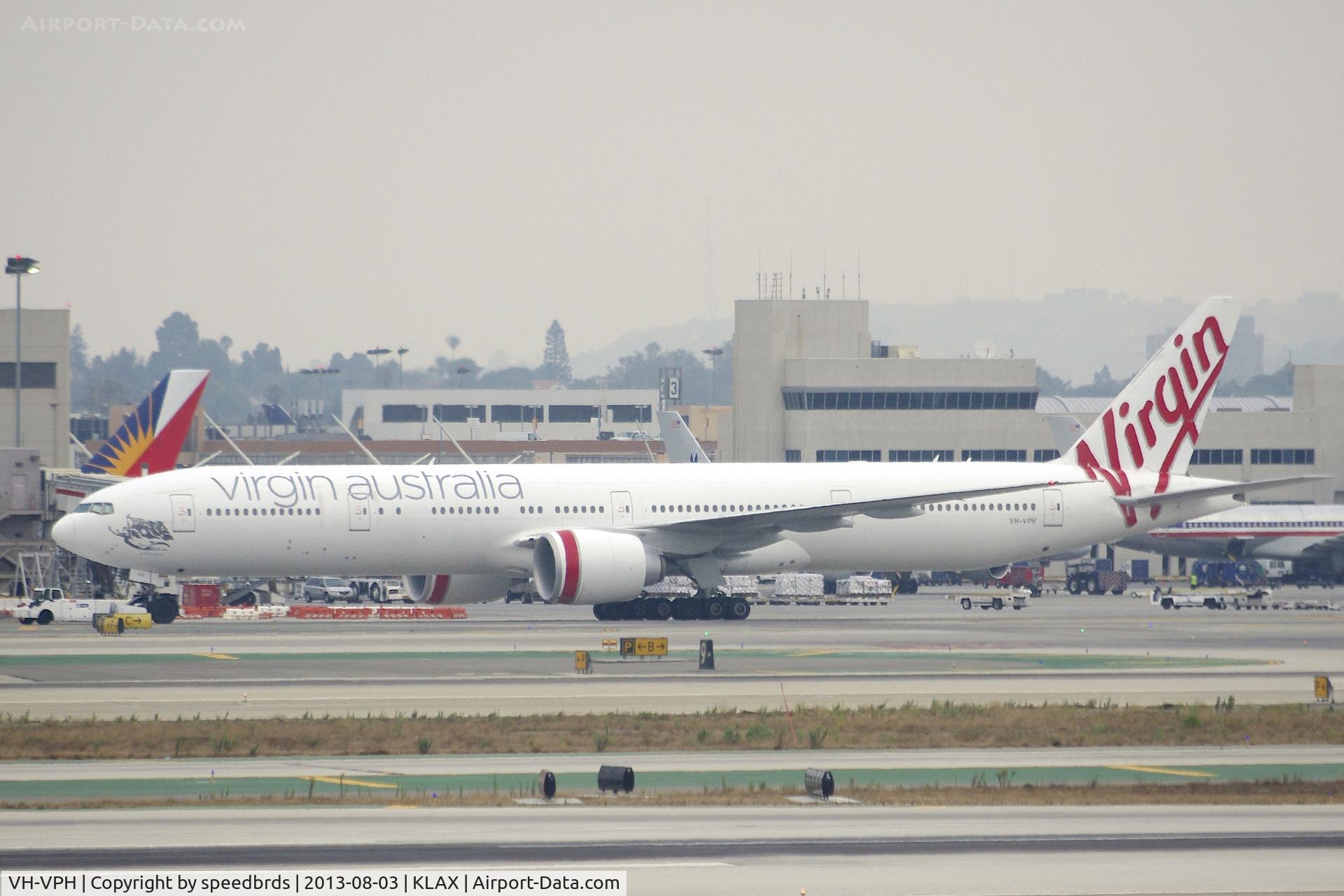 VH-VPH, 2010 Boeing 777-3ZG/ER C/N 37943, Virgin Australia 777-300ER