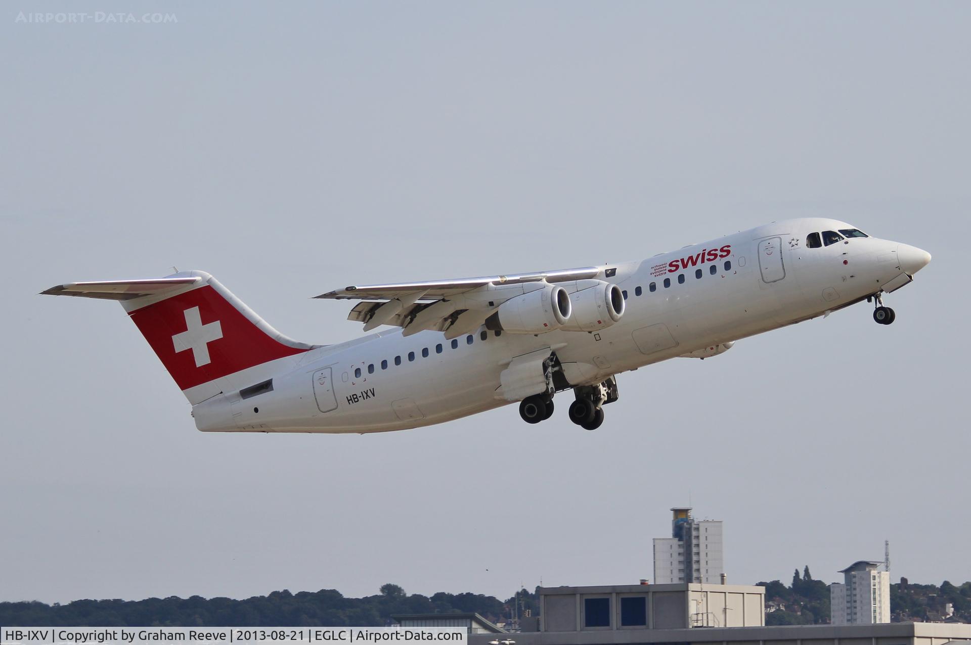 HB-IXV, 1995 British Aerospace Avro 146-RJ100 C/N E3274, Taking off from London City.