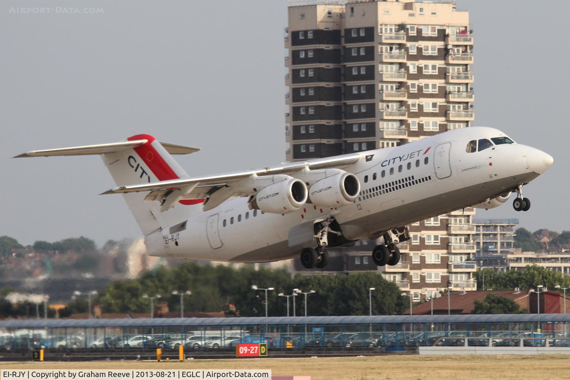 EI-RJY, 1997 British Aerospace Avro 146-RJ85 C/N E.2307, Just airbourne.