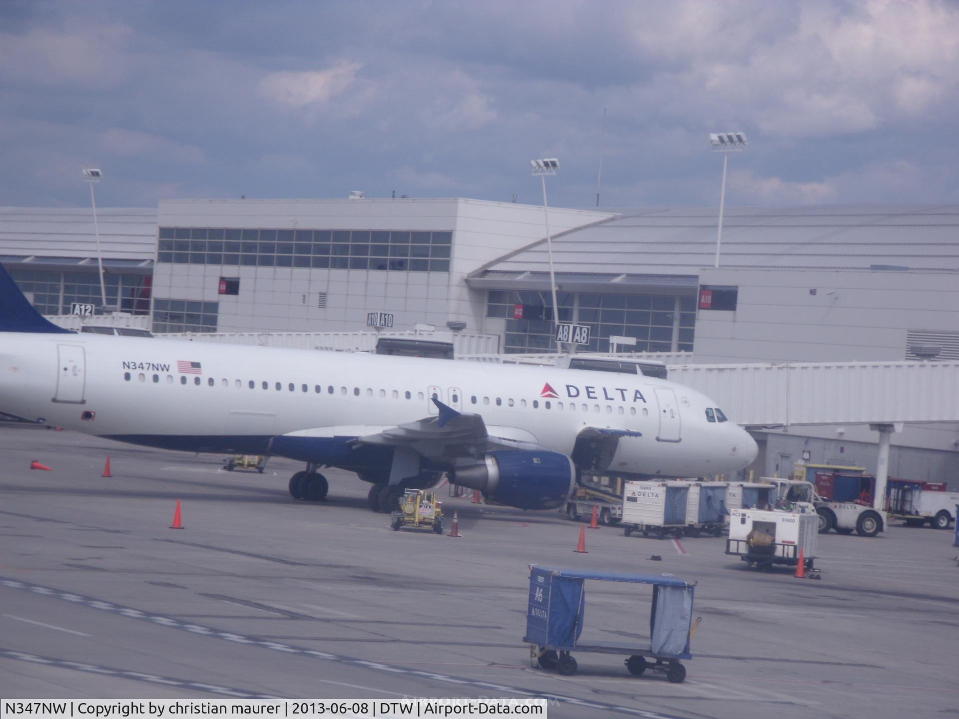 N347NW, 1993 Airbus A320-212 C/N 408, airbus